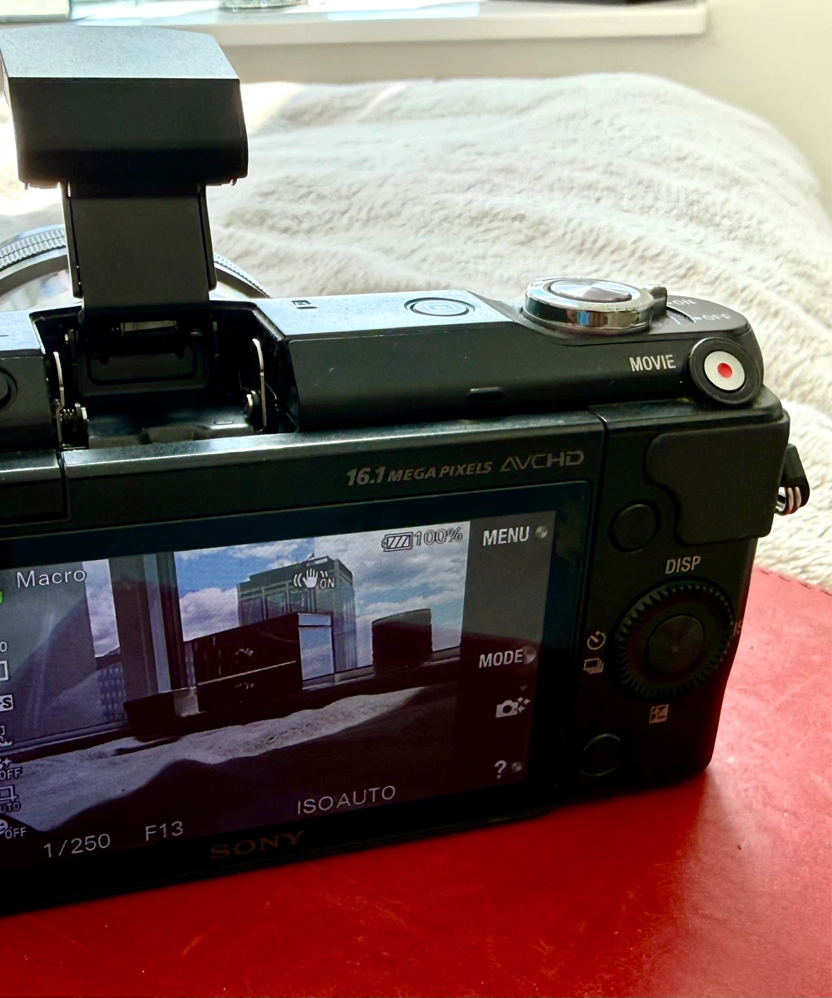 SONY Alpha NEX-3N 16.1MP Digital Camera - photo 5