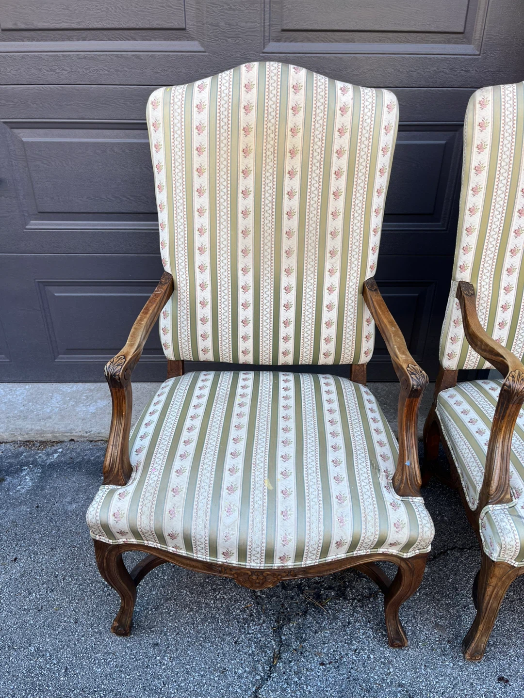 Pair of French Armchairs - photo 2