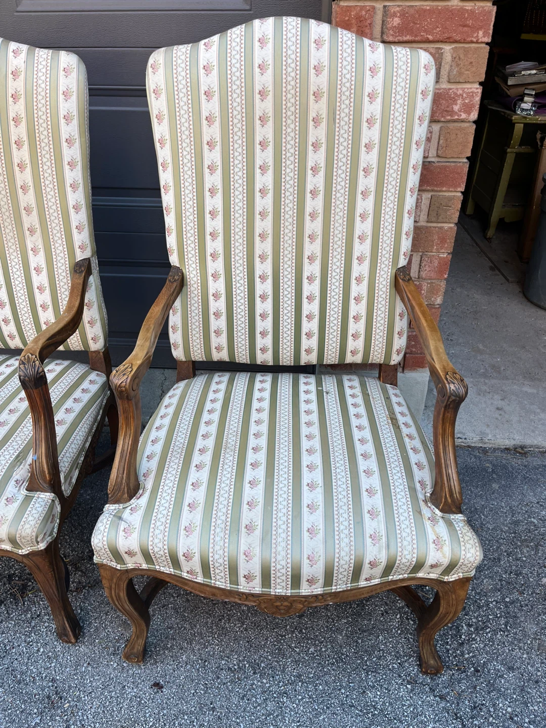 Pair of French Armchairs - photo 3