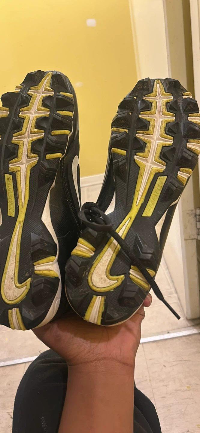 Nike Black Baseball Cleats - photo 3