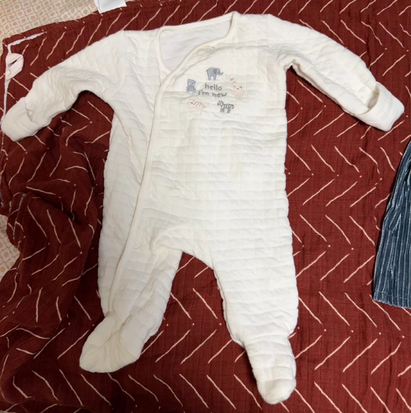 Baby Girl's Velvet Dress and sleep suit - photo 2