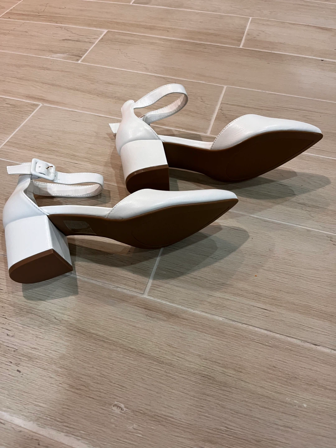 NEW Dream Pairs Size 9 White Ankle Strap Block Heels - photo 5