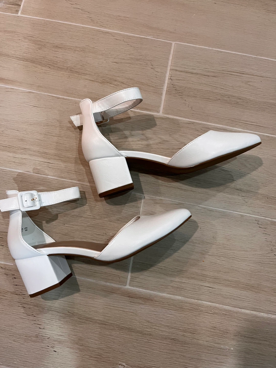 NEW Dream Pairs Size 9 White Ankle Strap Block Heels - photo 3