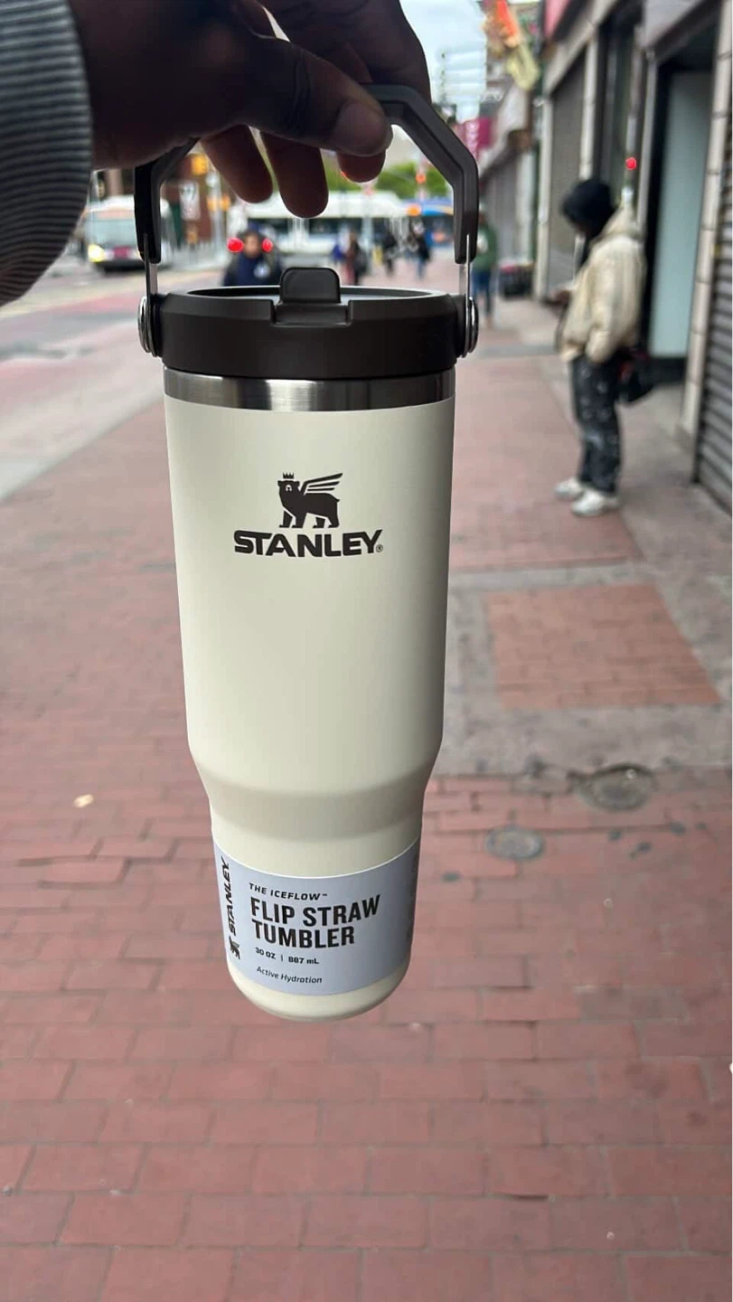 Stanley IceFlow Flip Straw Tumbler - Cream 30 oz - photo 3