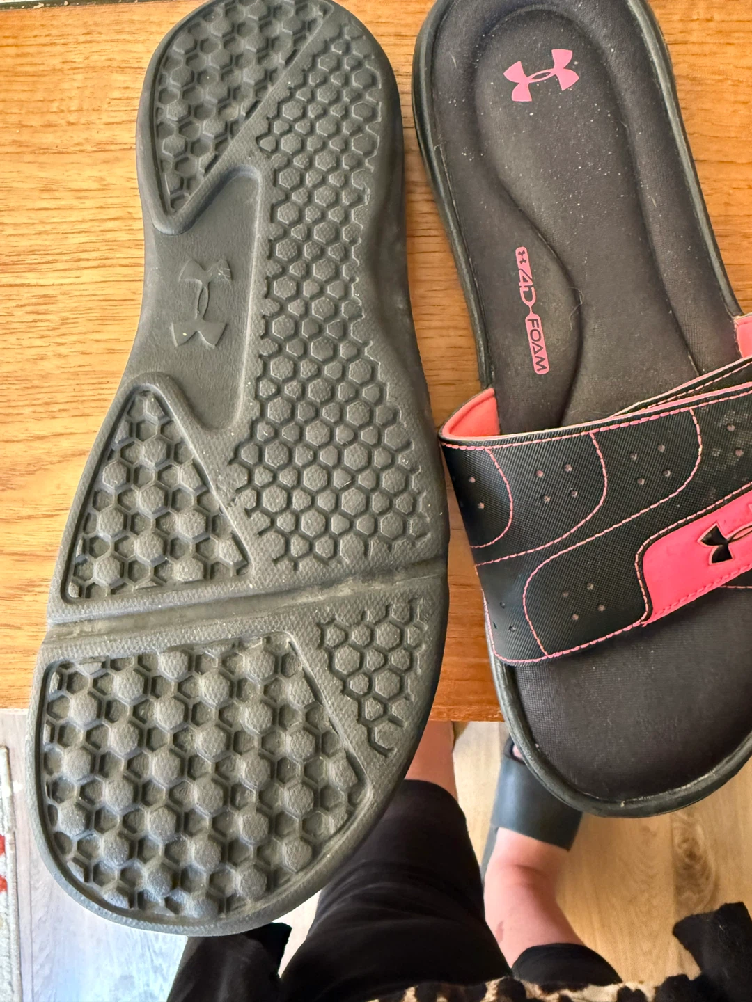 Under Armour Women's Slides Size 11  Black Pink - photo 2