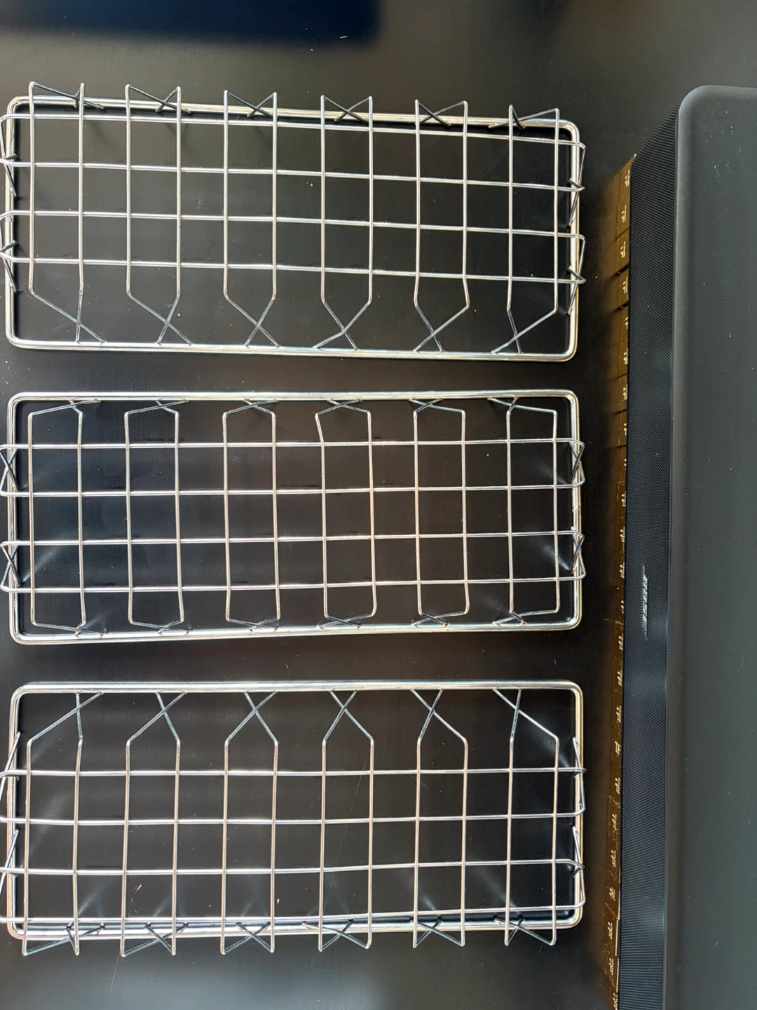 Set of 3 Wire Storage Baskets - photo 2