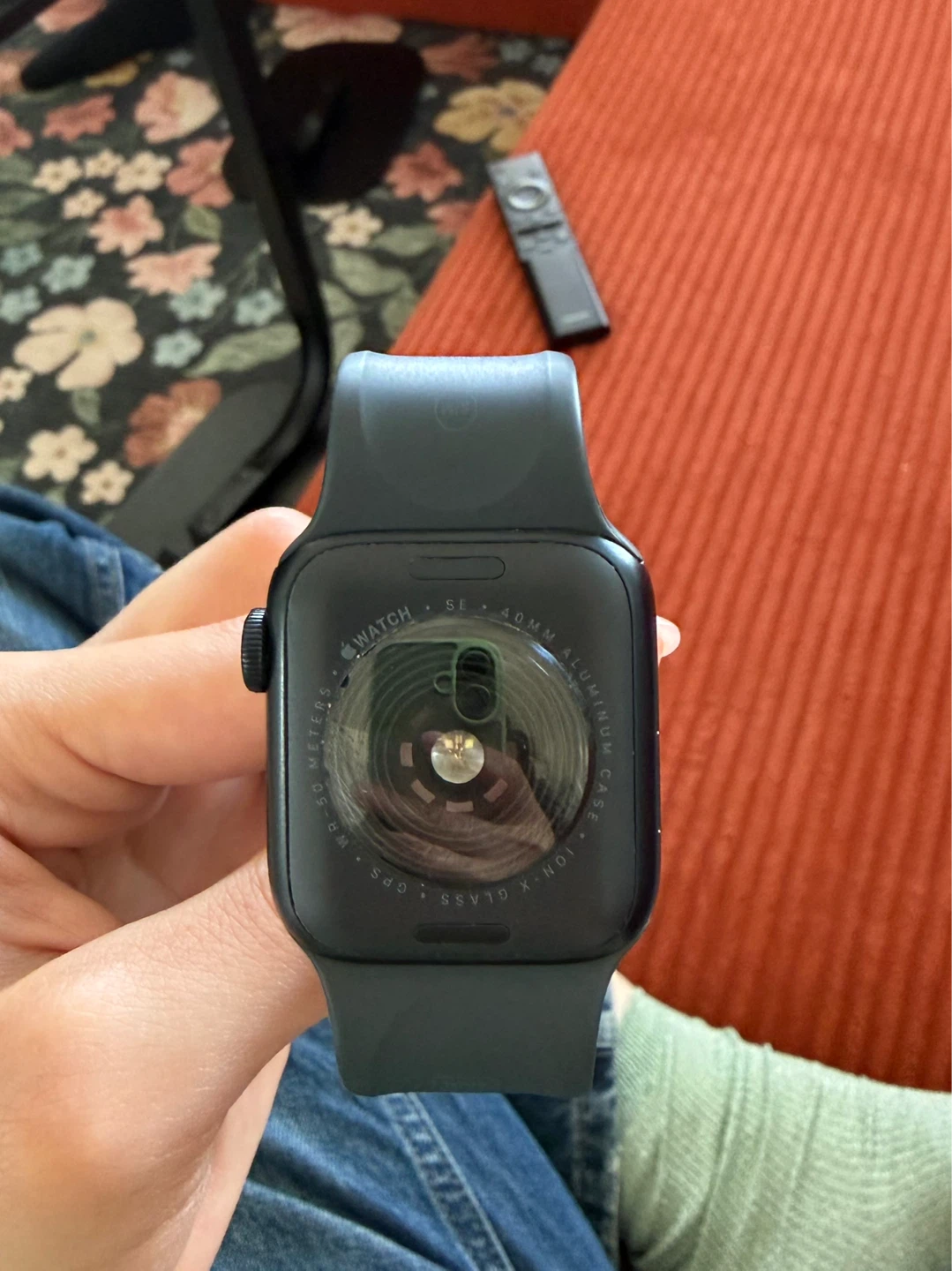Apple Watch SE (GPS) 2nd Generation - photo 2