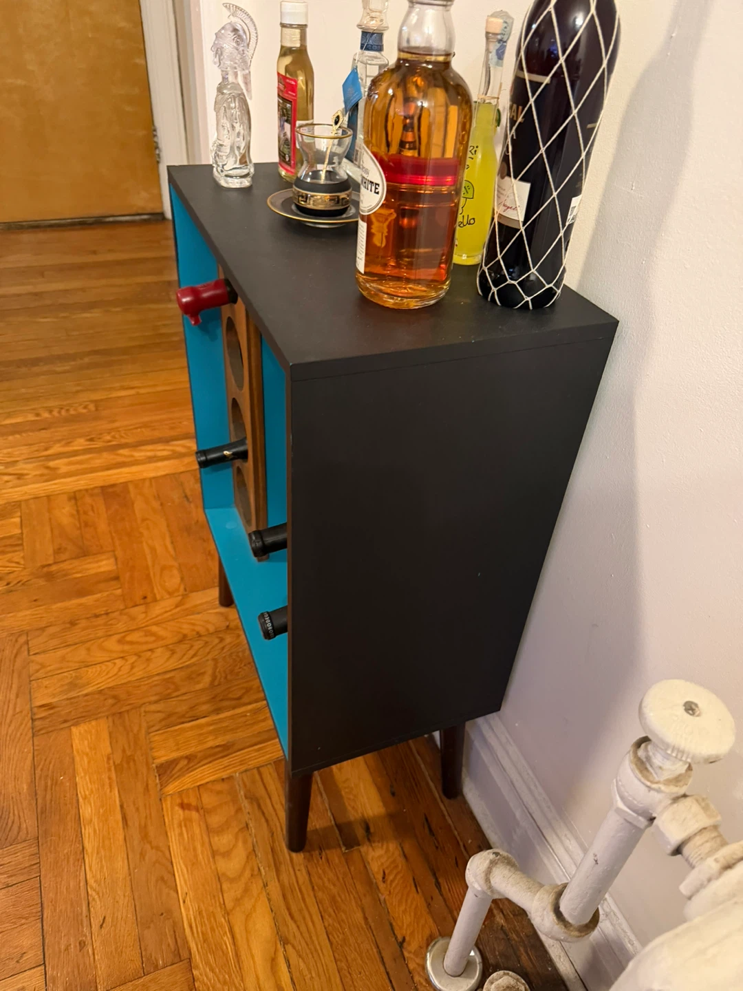 Mid-Century Modern Wine Cabinet - photo 2
