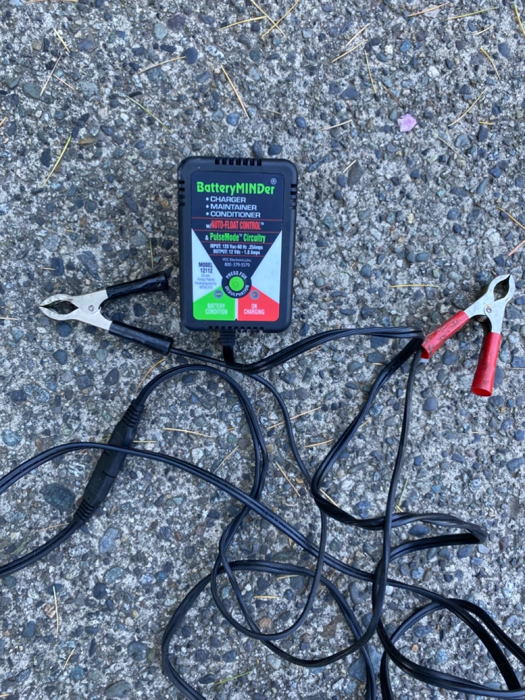 BatteryMINDER 12112 Battery Charger Maintainer
