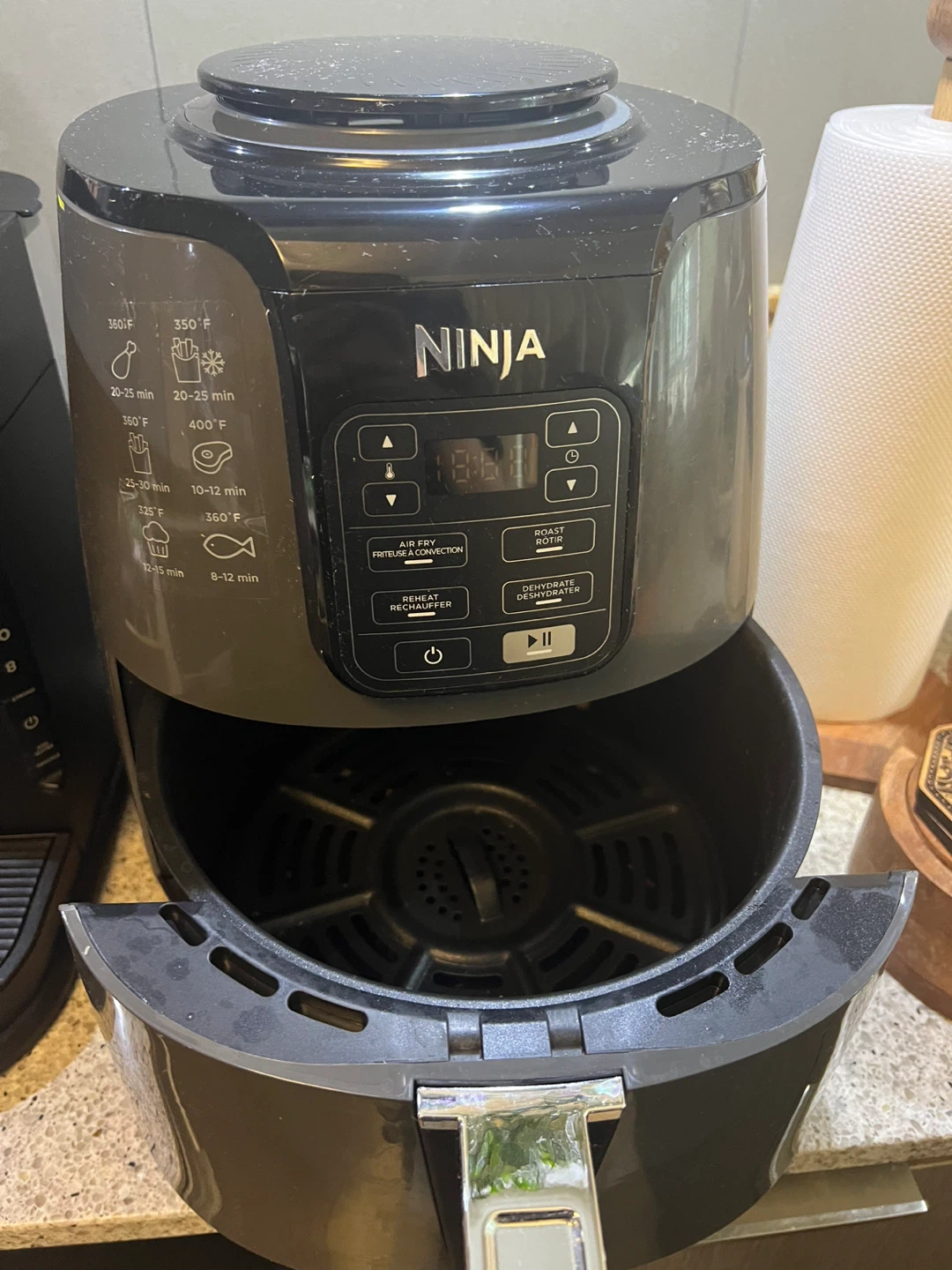 Ninja Air Fryer - photo 2