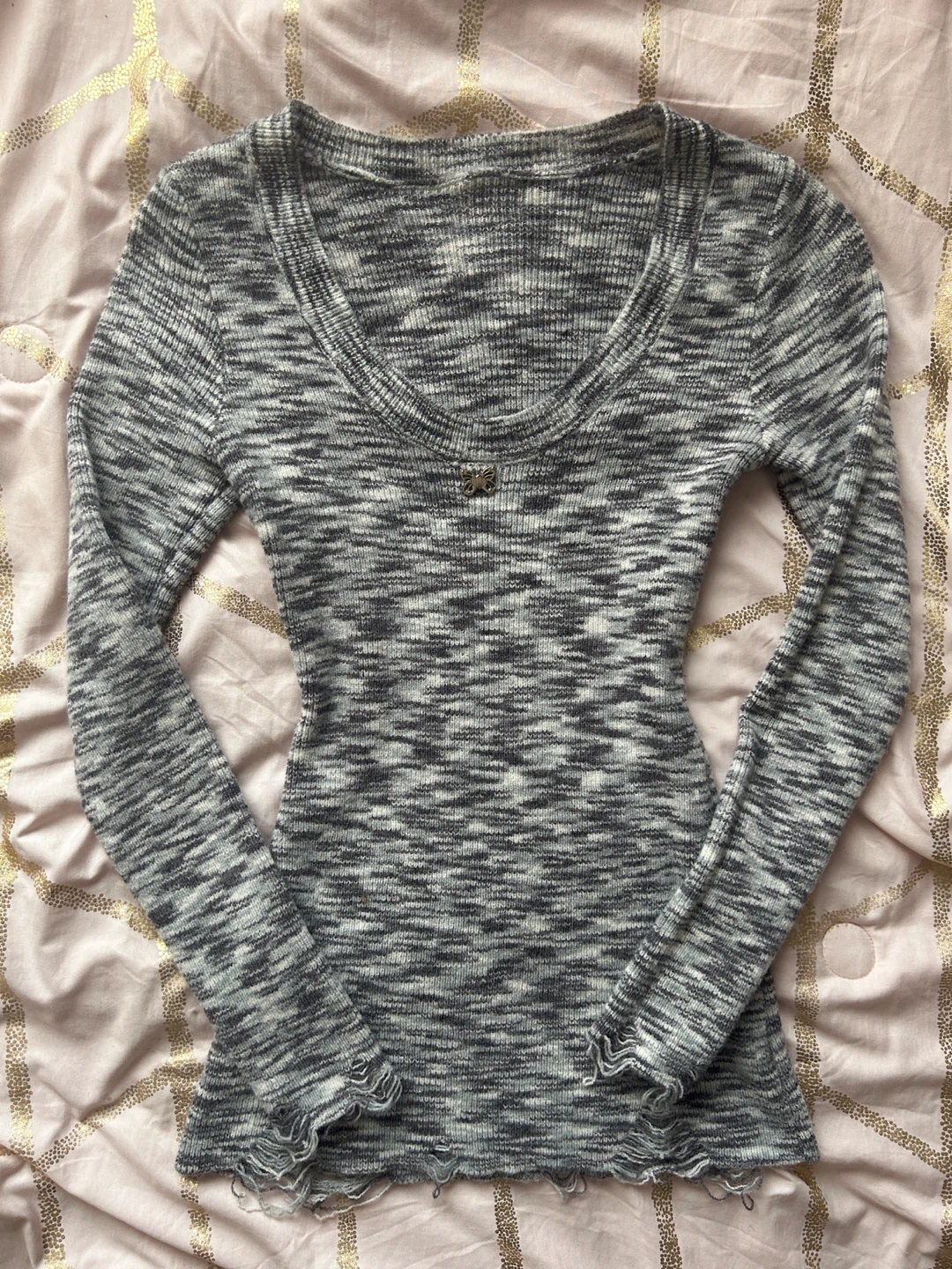 grey knit long sleeve