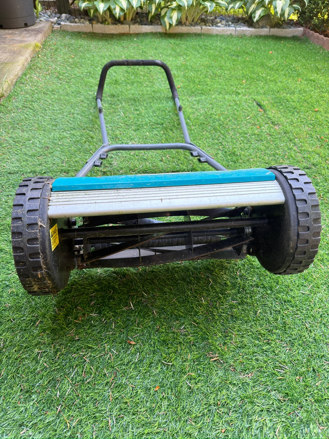 Yardworks 14-inch Manual Reel Lawn Mower.