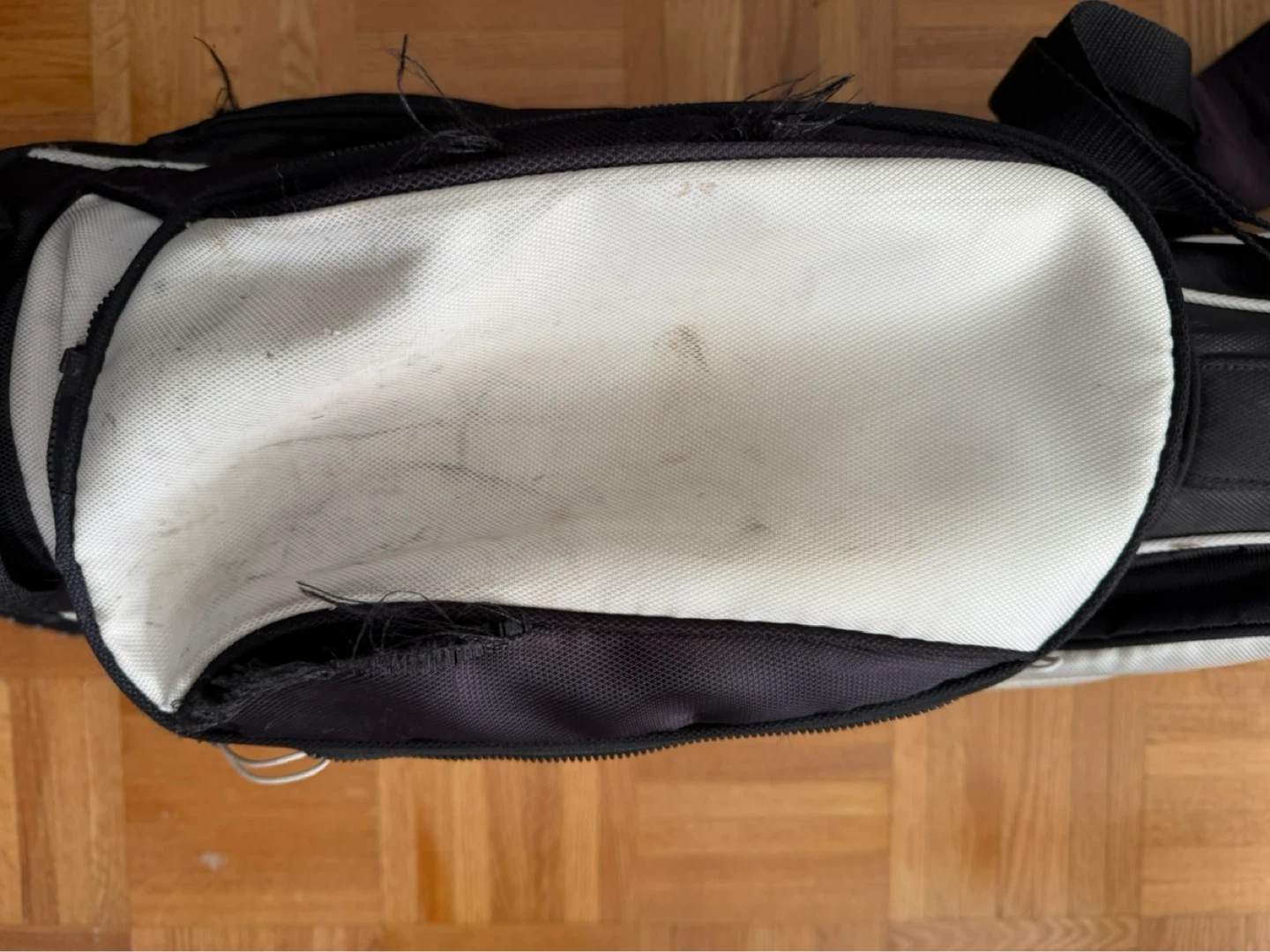Adidas Golf Stand Bag - Black/White (Fair Condition) - photo 3
