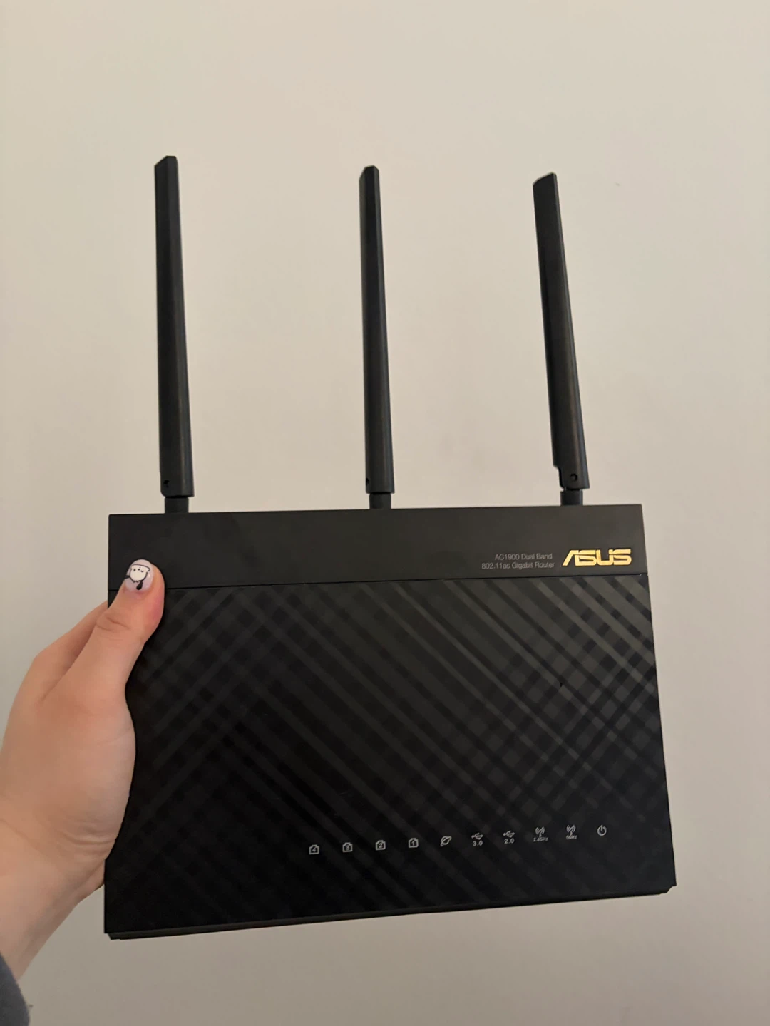 ASUS AC1900 Dual Band Wireless Gigabit Router - photo 3