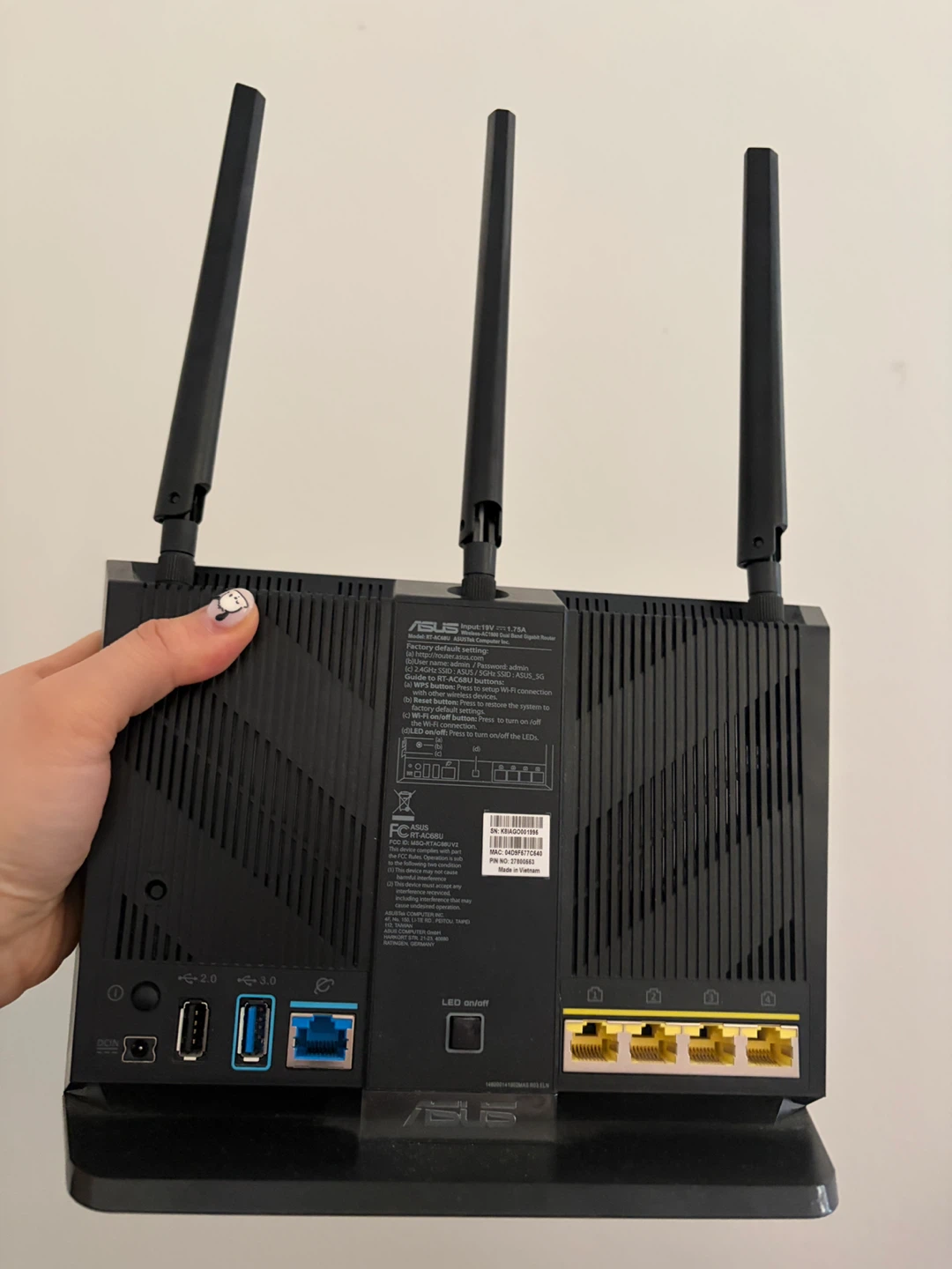 ASUS AC1900 Dual Band Wireless Gigabit Router