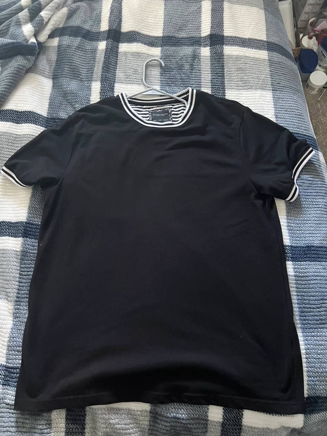 Men’s T-Shirt Size L Black