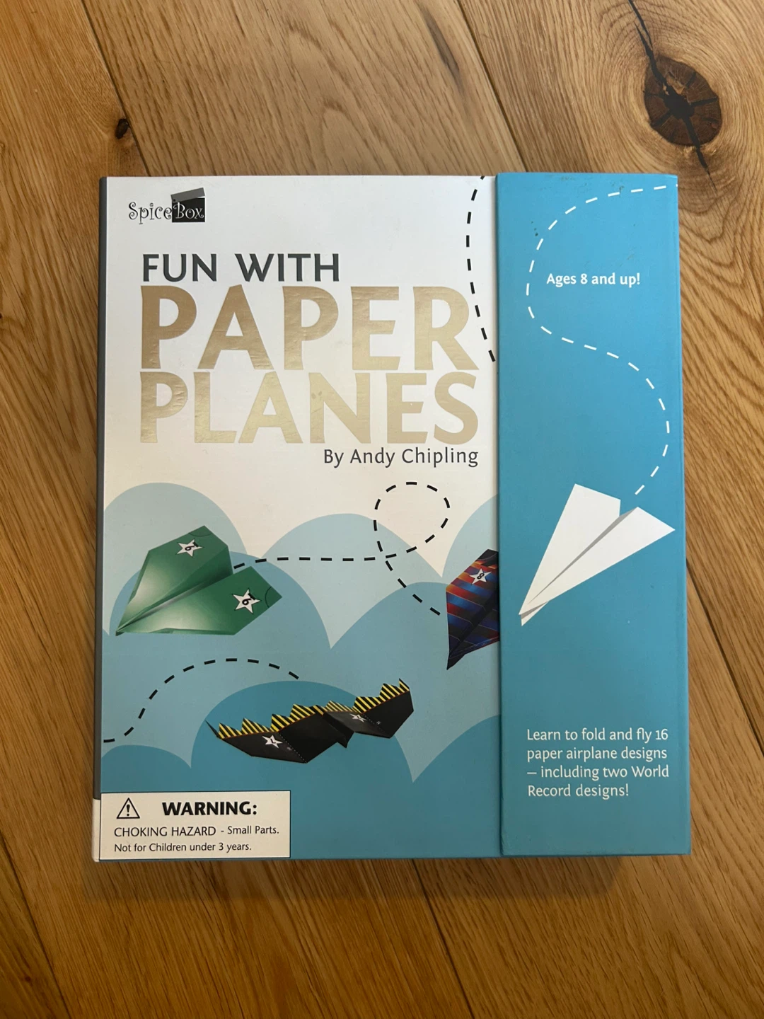 Fun With Paper Planes Kit