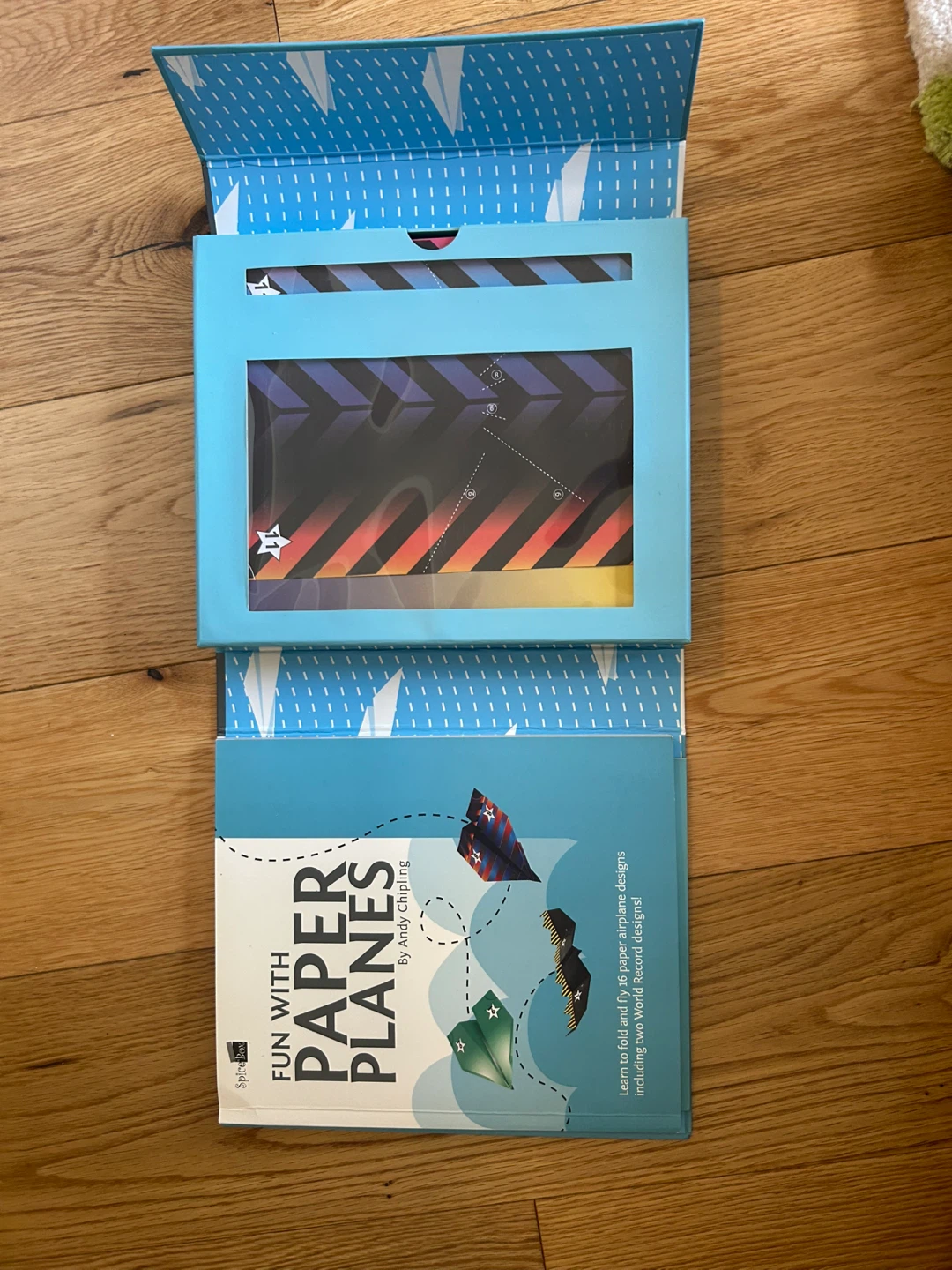 Fun With Paper Planes Kit - photo 4