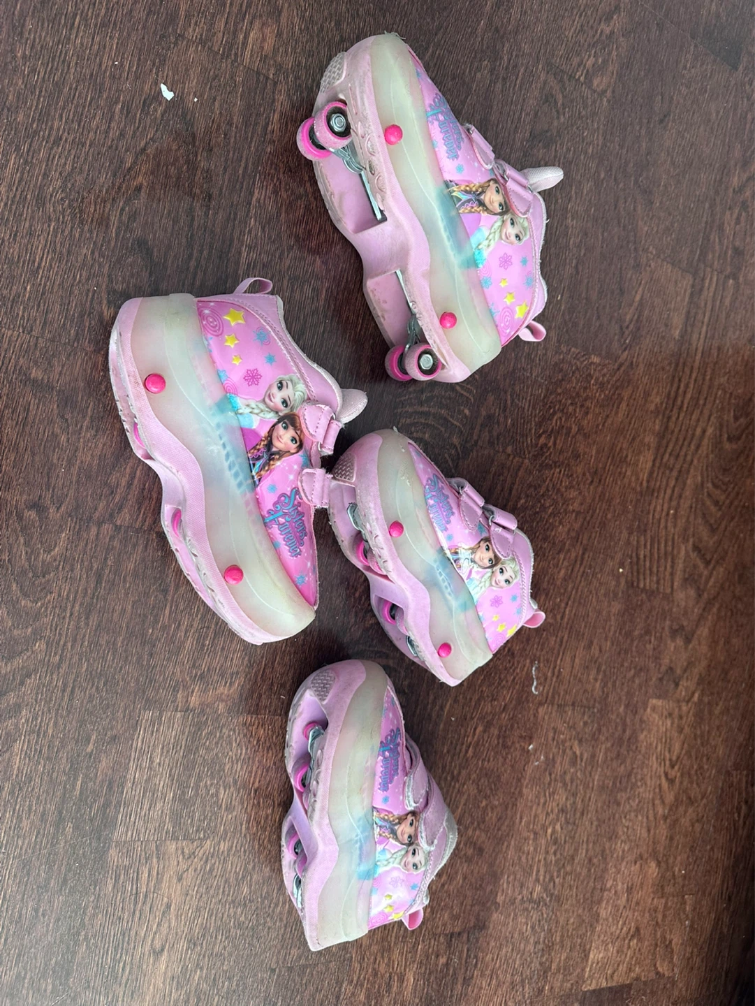 Frozen Light-Up Roller Shoes - photo 2