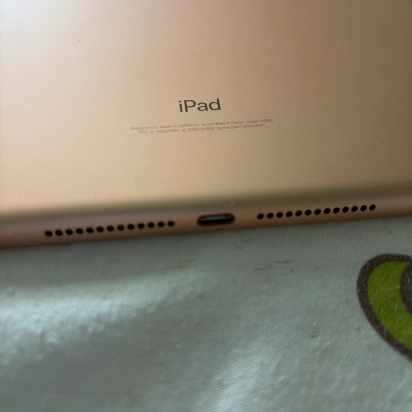 Apple iPad (6th Gen) 128GB Rose Gold - photo 4