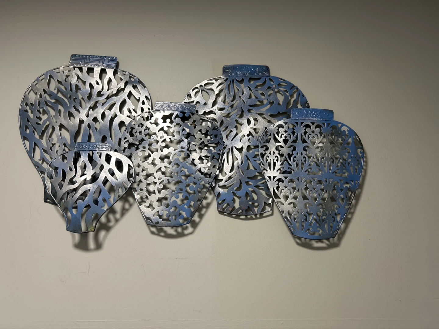Blue Metal Gorgeous Vase Wall Art - photo 3