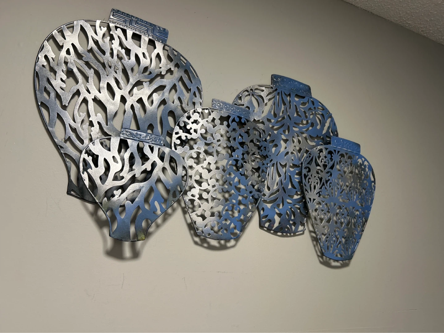 Blue Metal Gorgeous Vase Wall Art - photo 2