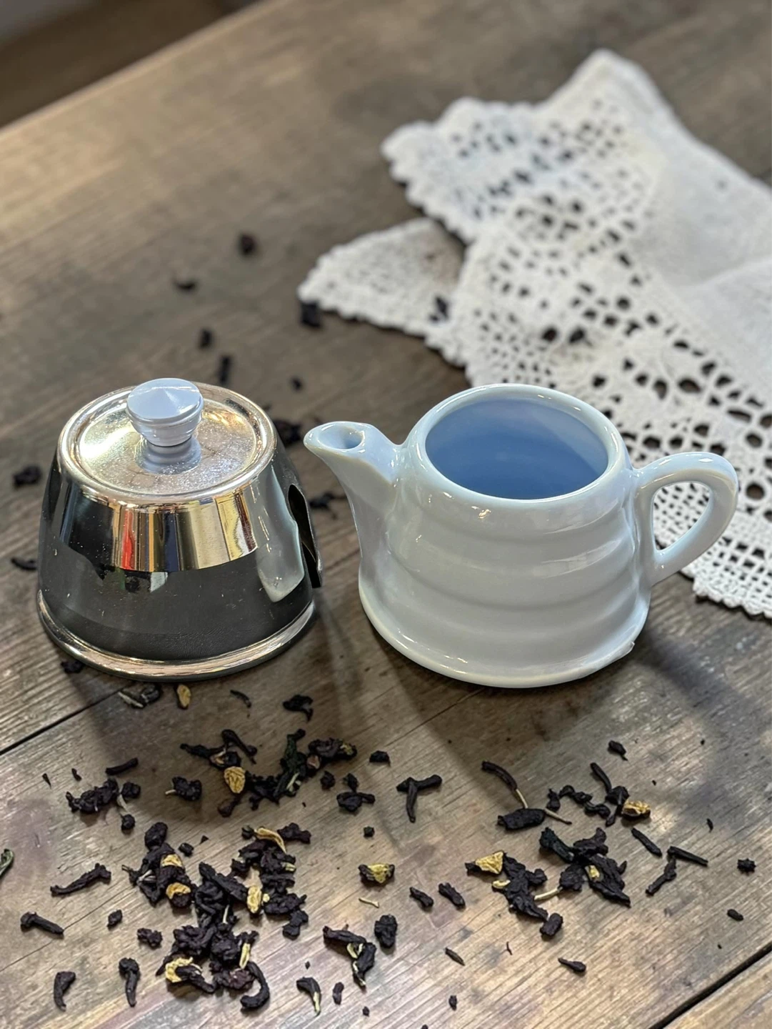 Vintage Ceramic and Chrome Tea Pot - photo 4
