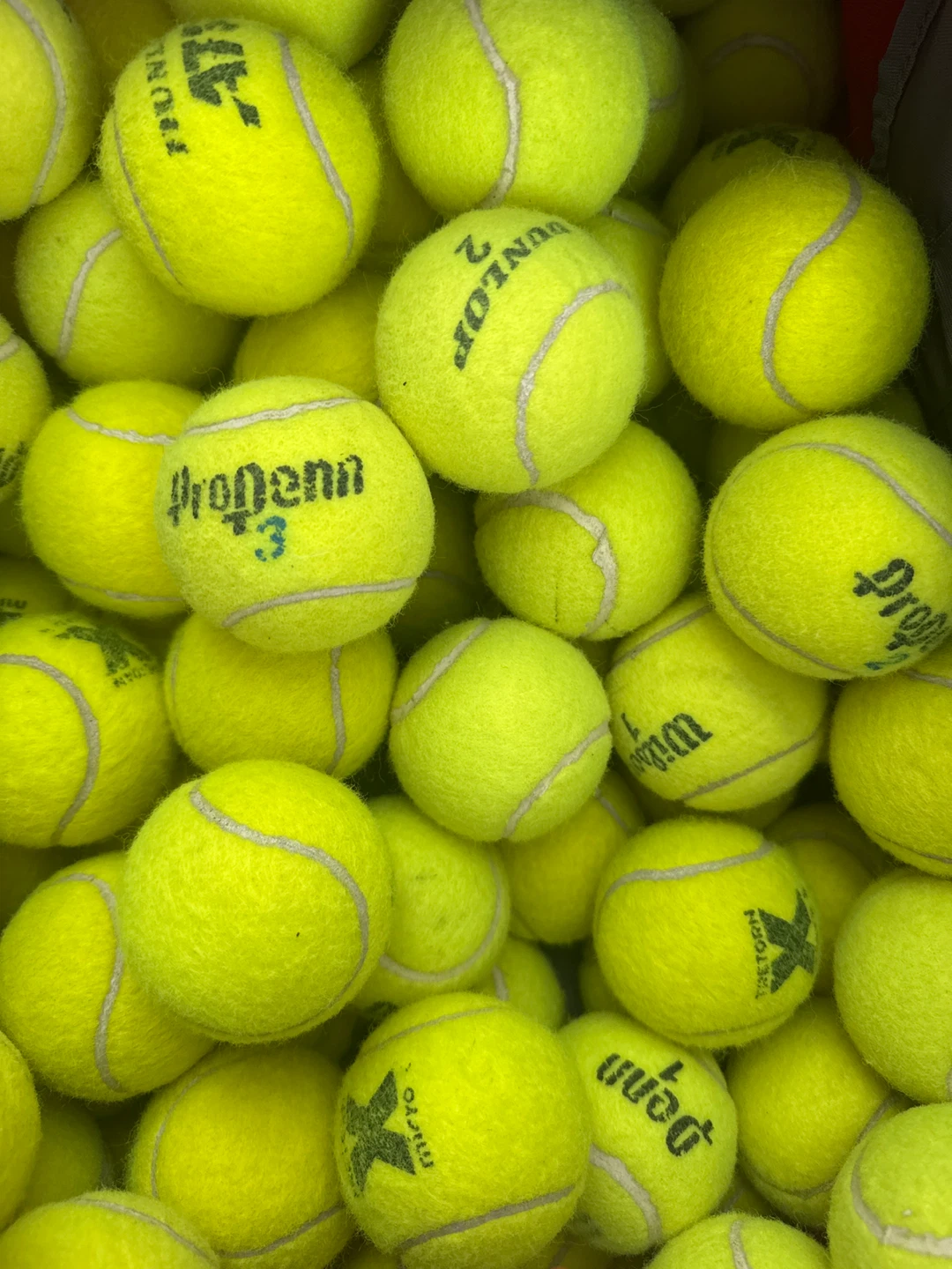 Mixed Tennis Balls - Penn, Tretorn, Dunlop - photo 2