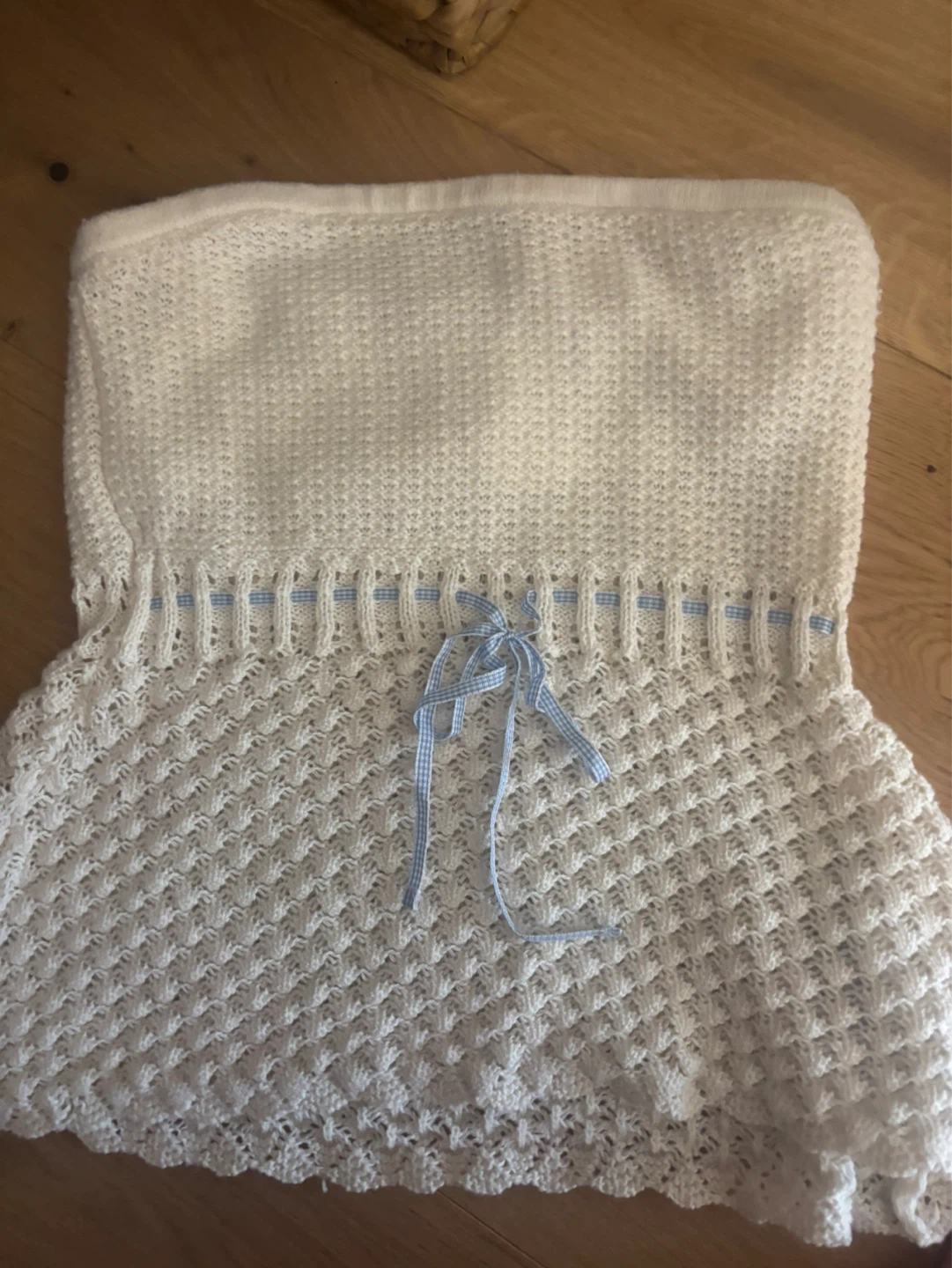 Hollister White Knit Strapless Top Size M