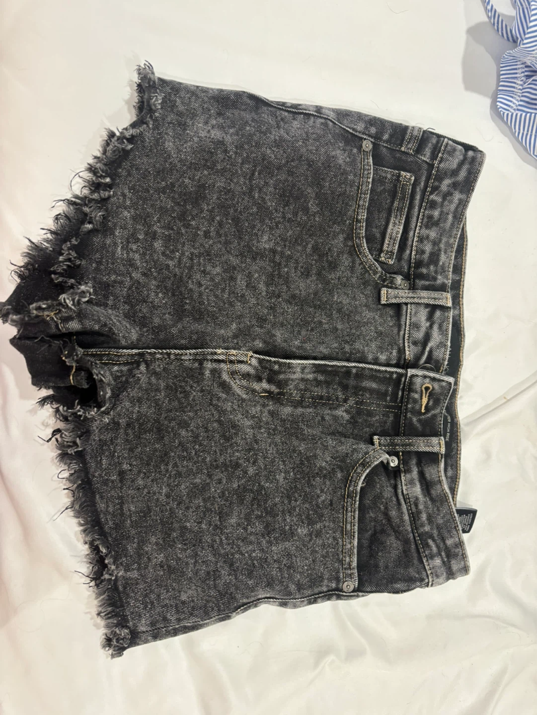 Kendall + Kylie "The Drifter" High Rise Denim Shorts - photo 3