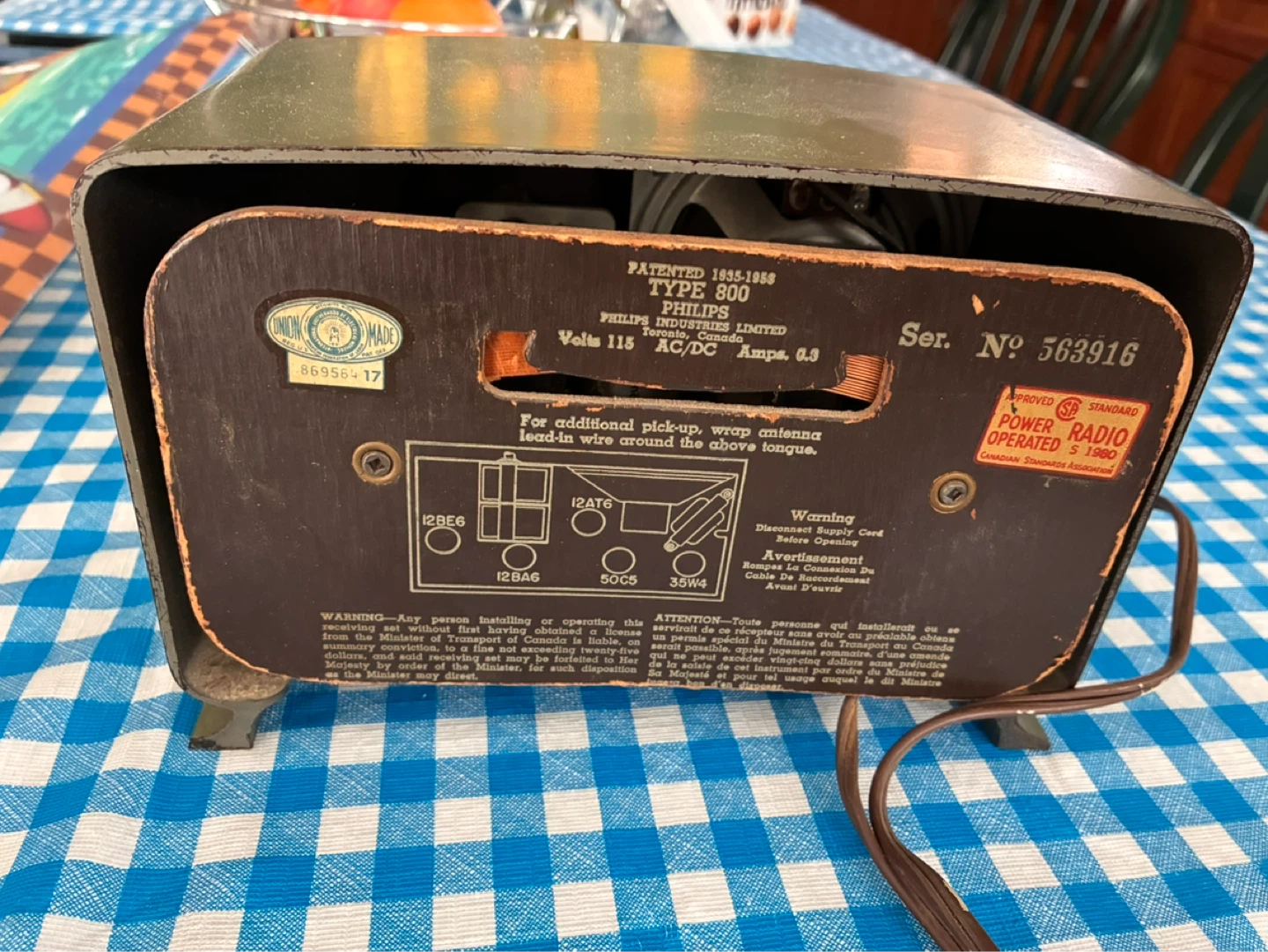 Vintage Phillips radio - photo 2
