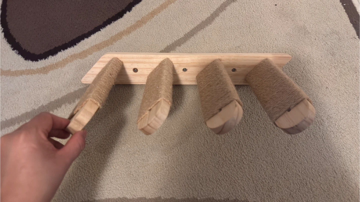 Wall Mounted Cat Scratcher