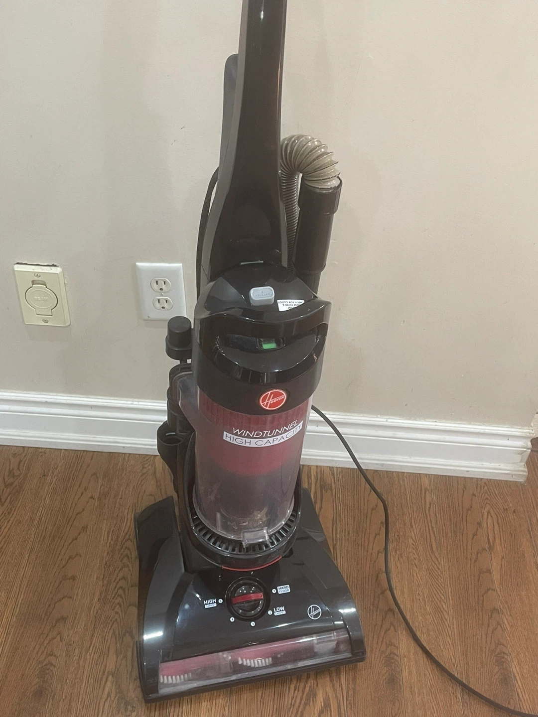 Hoover WindTunnel High Capacity Upright Vacuum - photo 5