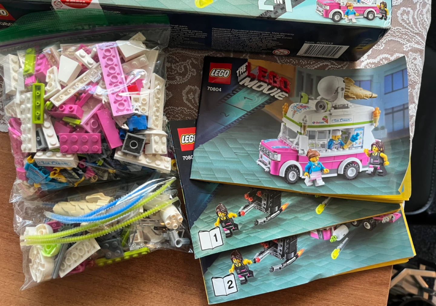 LEGO The Movie 2 Ice Cream Machine 70804 Building Set - photo 3