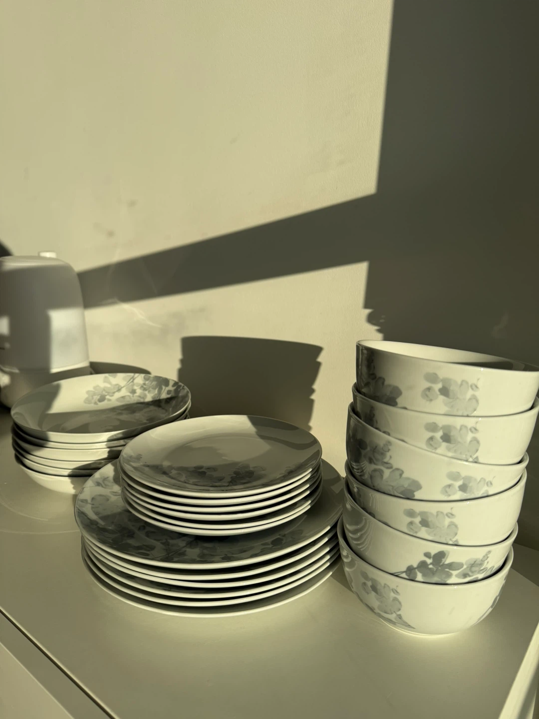 Floral Dinnerware Set - 24 Pieces - photo 3