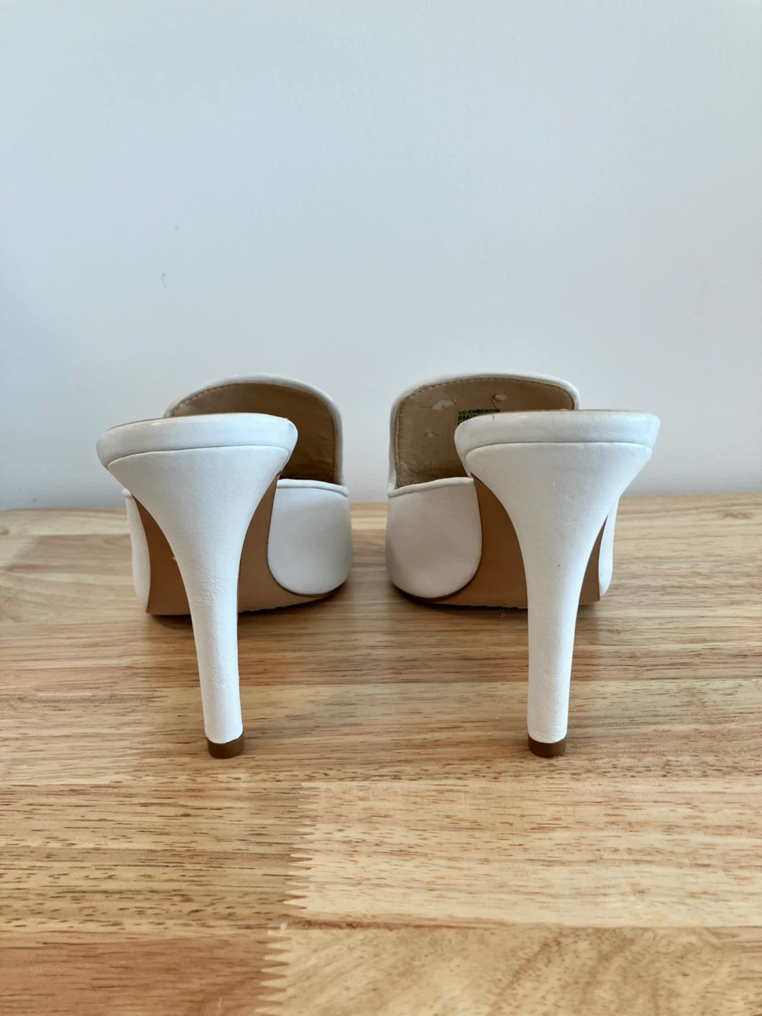 Vince Camuto White Pointed Toe Mule Heels - photo 5