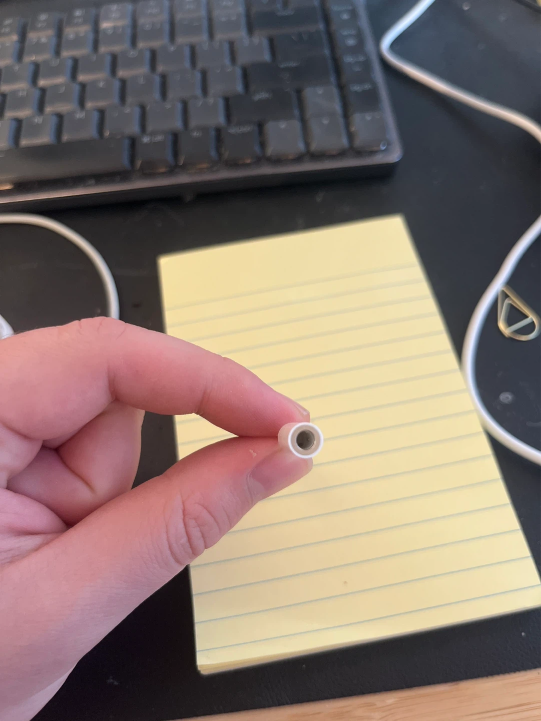 Apple Lightning to 3.5mm Headphone Jack Adapter - photo 2