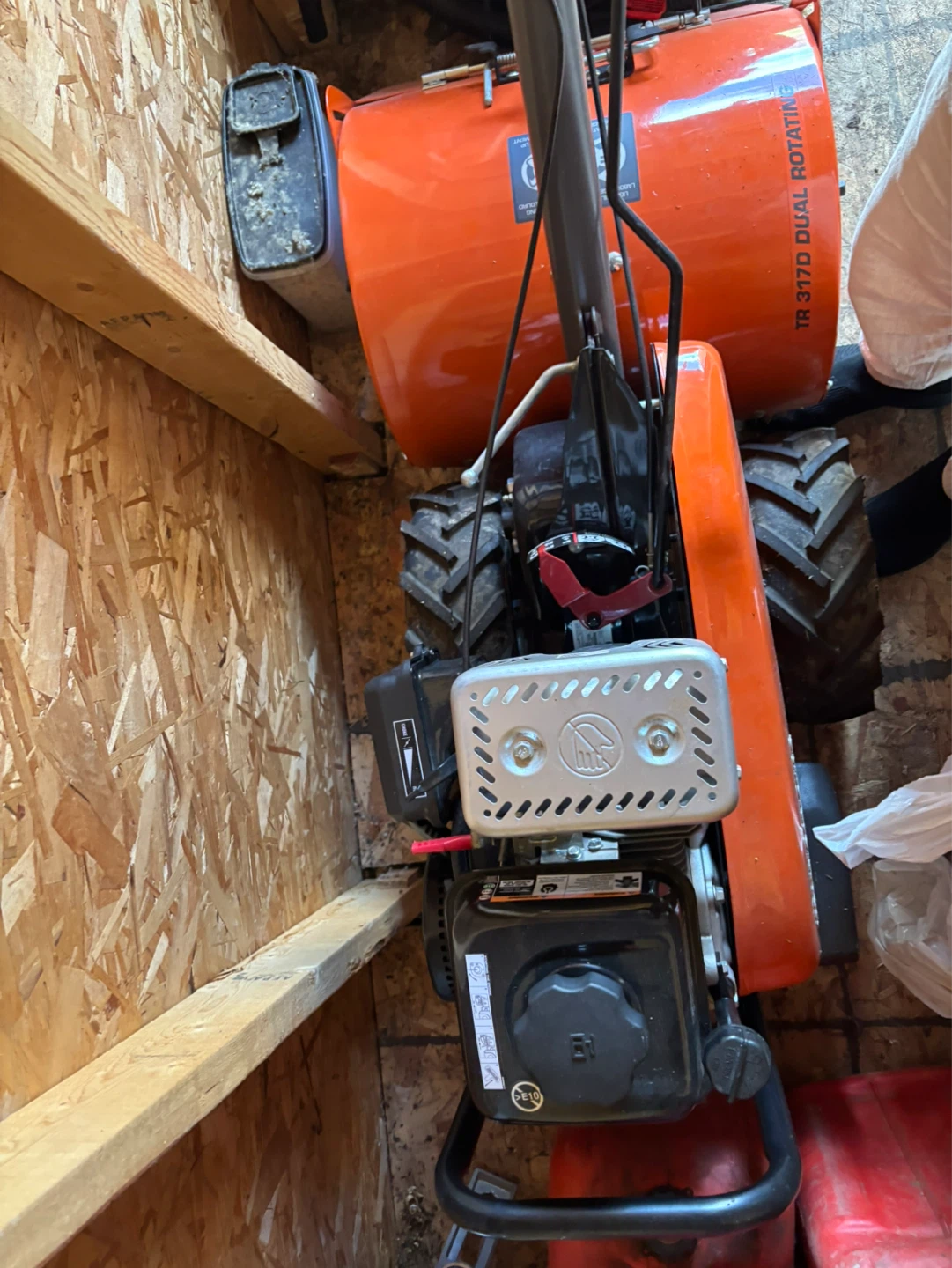 Husqvarna TR 317D Dual Rotating Tiller - photo 4