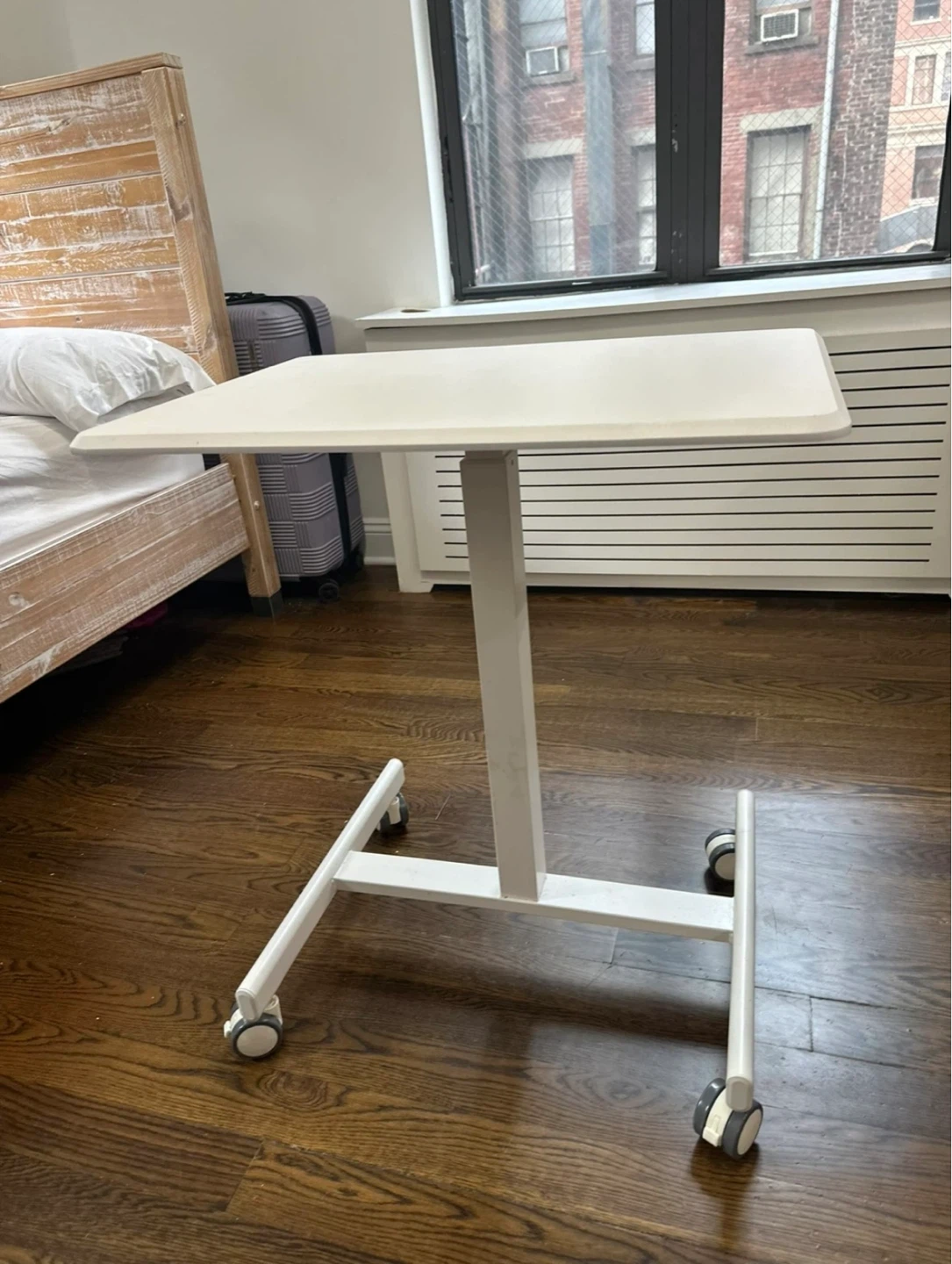 Adjustable Rolling Bedside Table - photo 2