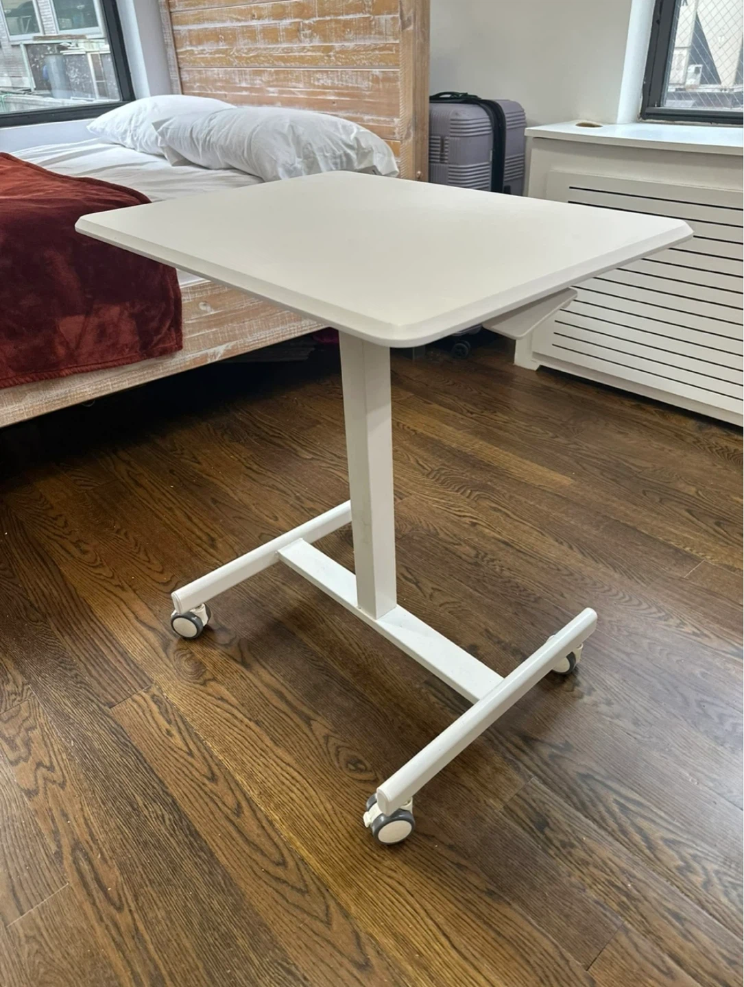 Adjustable Rolling Bedside Table - photo 3