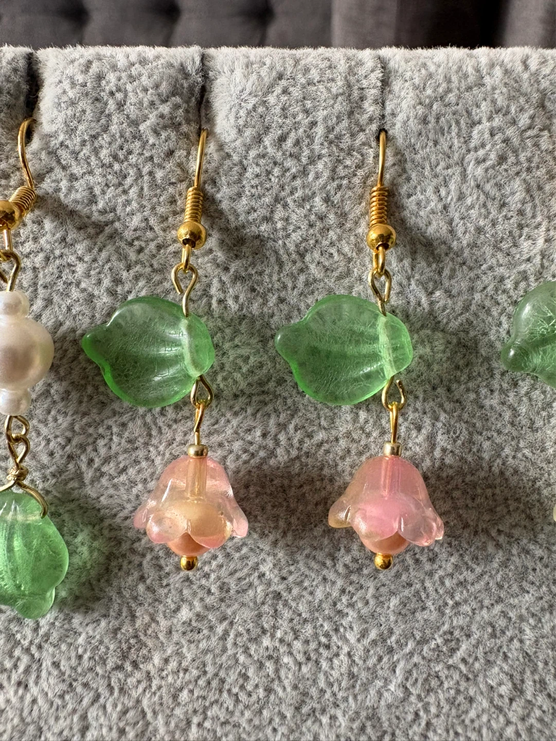 Handmade Beaded Dangle Earrings - photo 2
