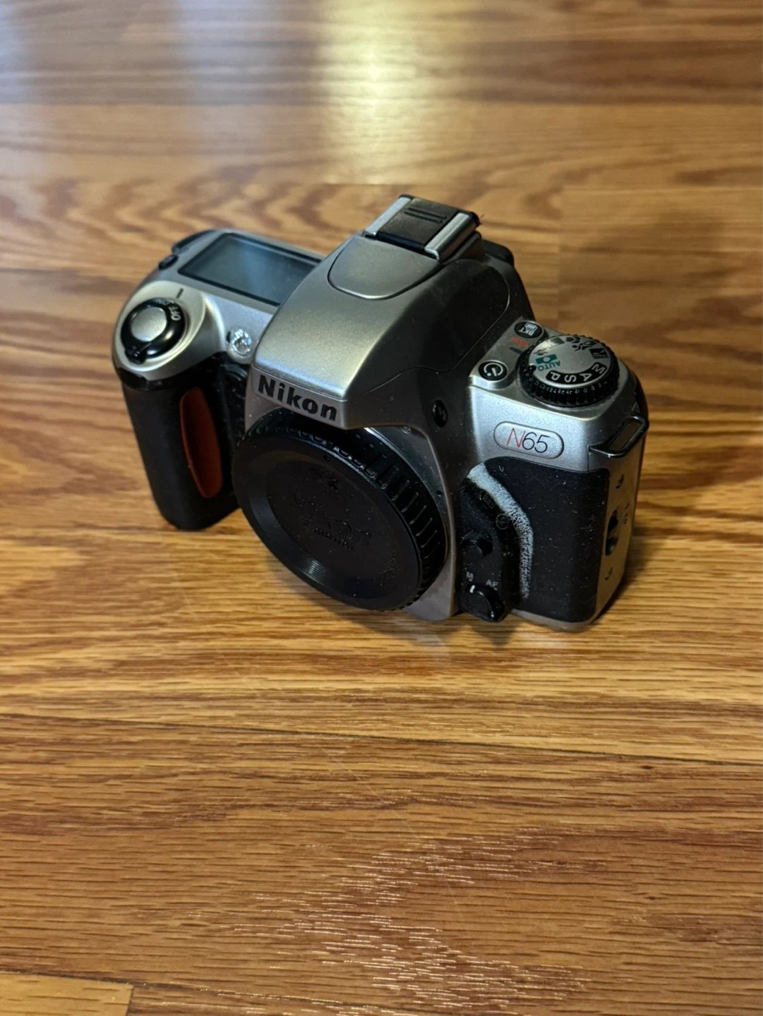 Nikon N65 SLR 35mm Film Camera - photo 4