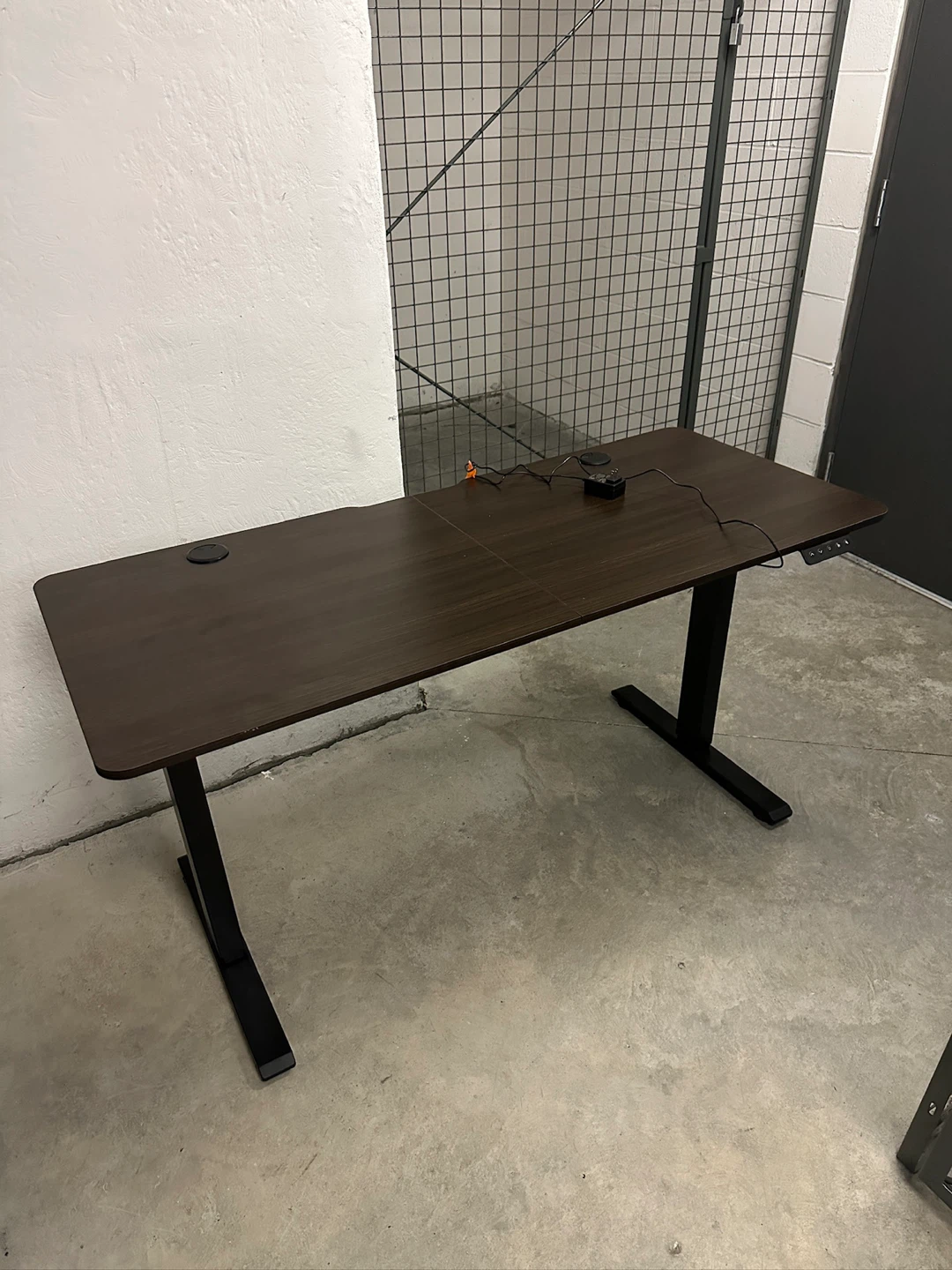 MotionGrey Ergo2 Adjustable Height Standing Desk