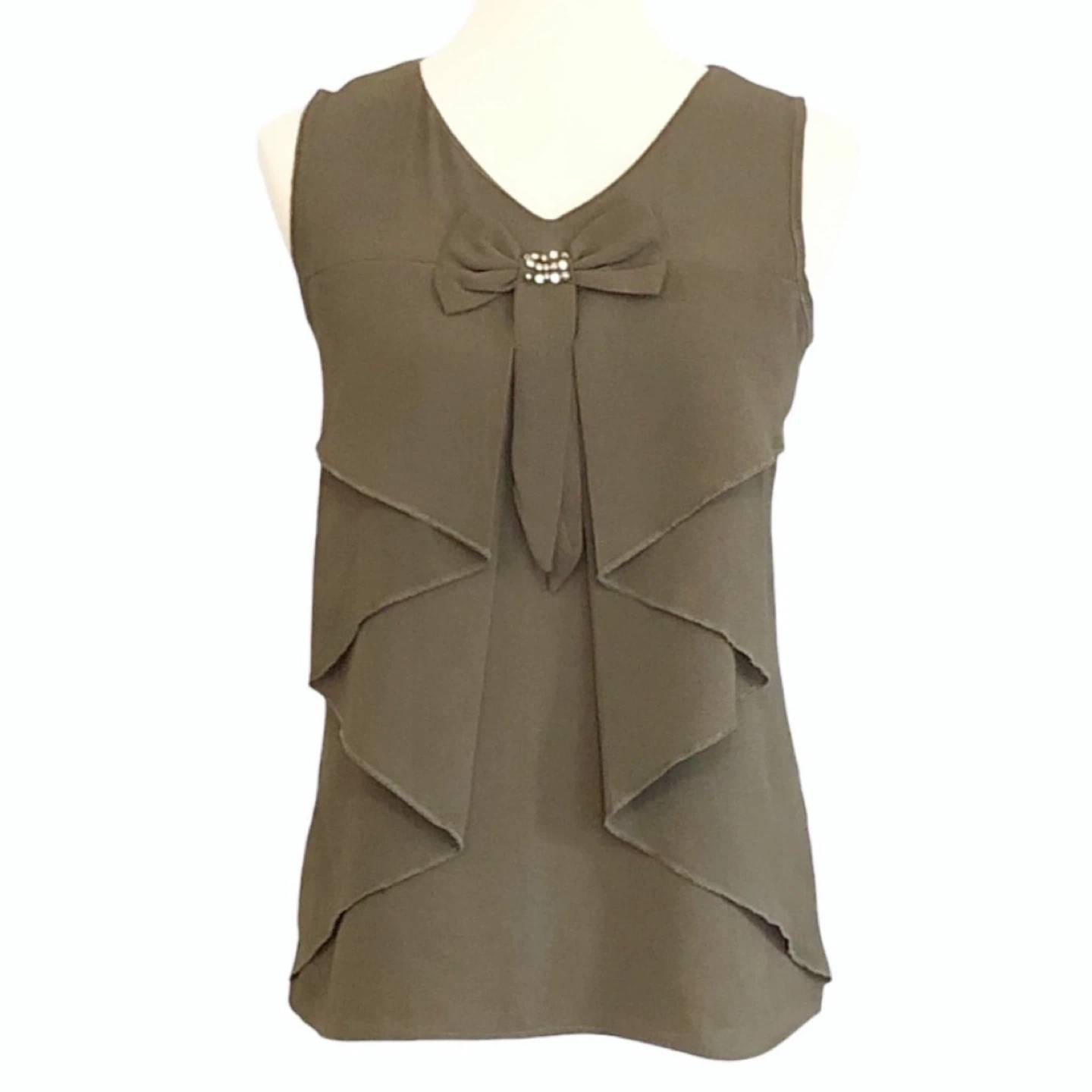 Boutiqua Brand Olive Sleeveless Blouse Ruffles Rhinestones Small - photo 2