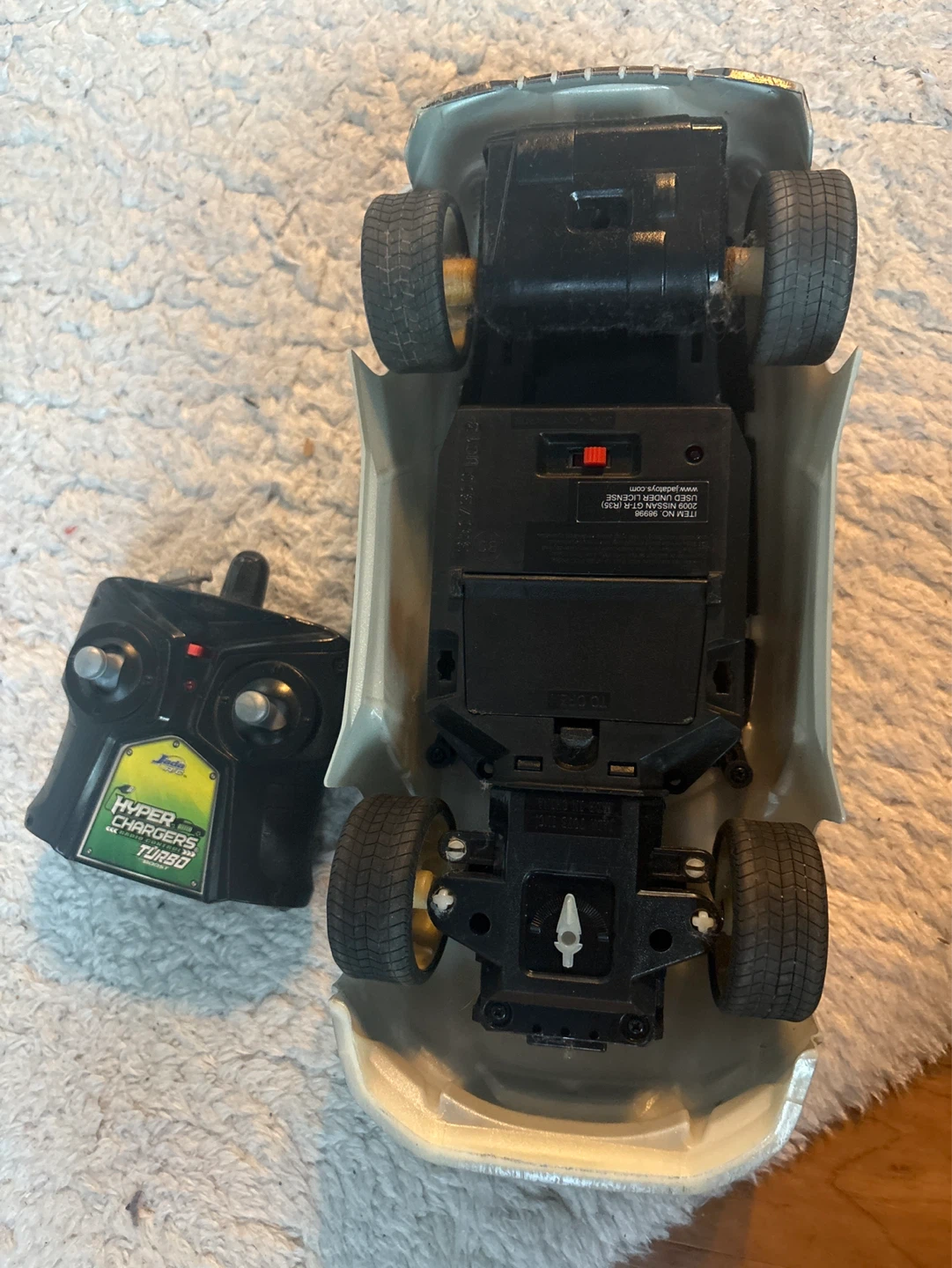 Nissan RC car with turbo - photo 2