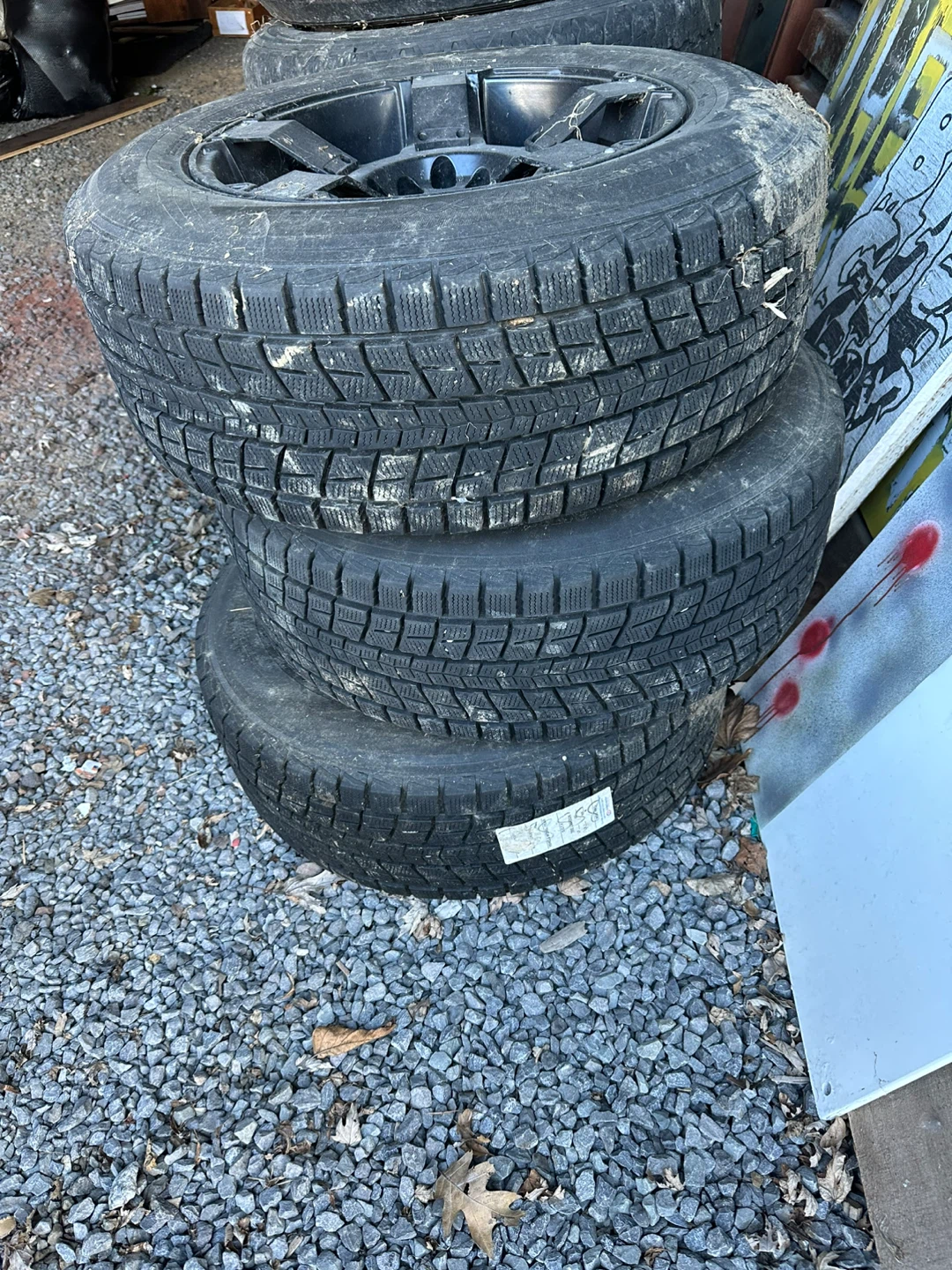 Pirelli Winter Maxx 265/60R18 Tire - photo 3