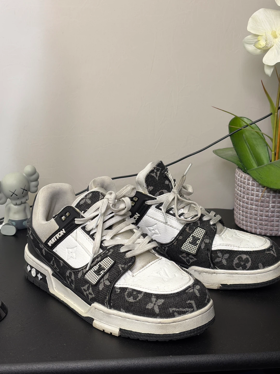 Louis Vuitton Monogram Sneakers