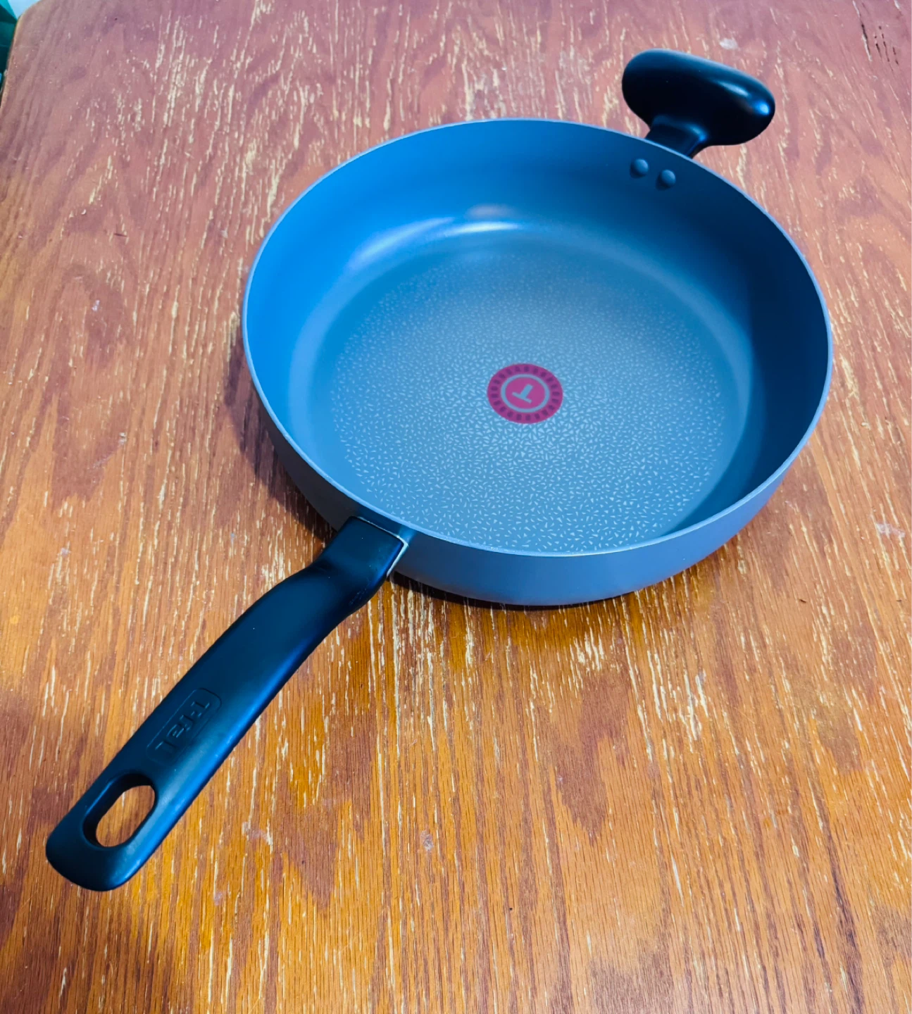 T-fal Frying Pan with Lid - photo 2