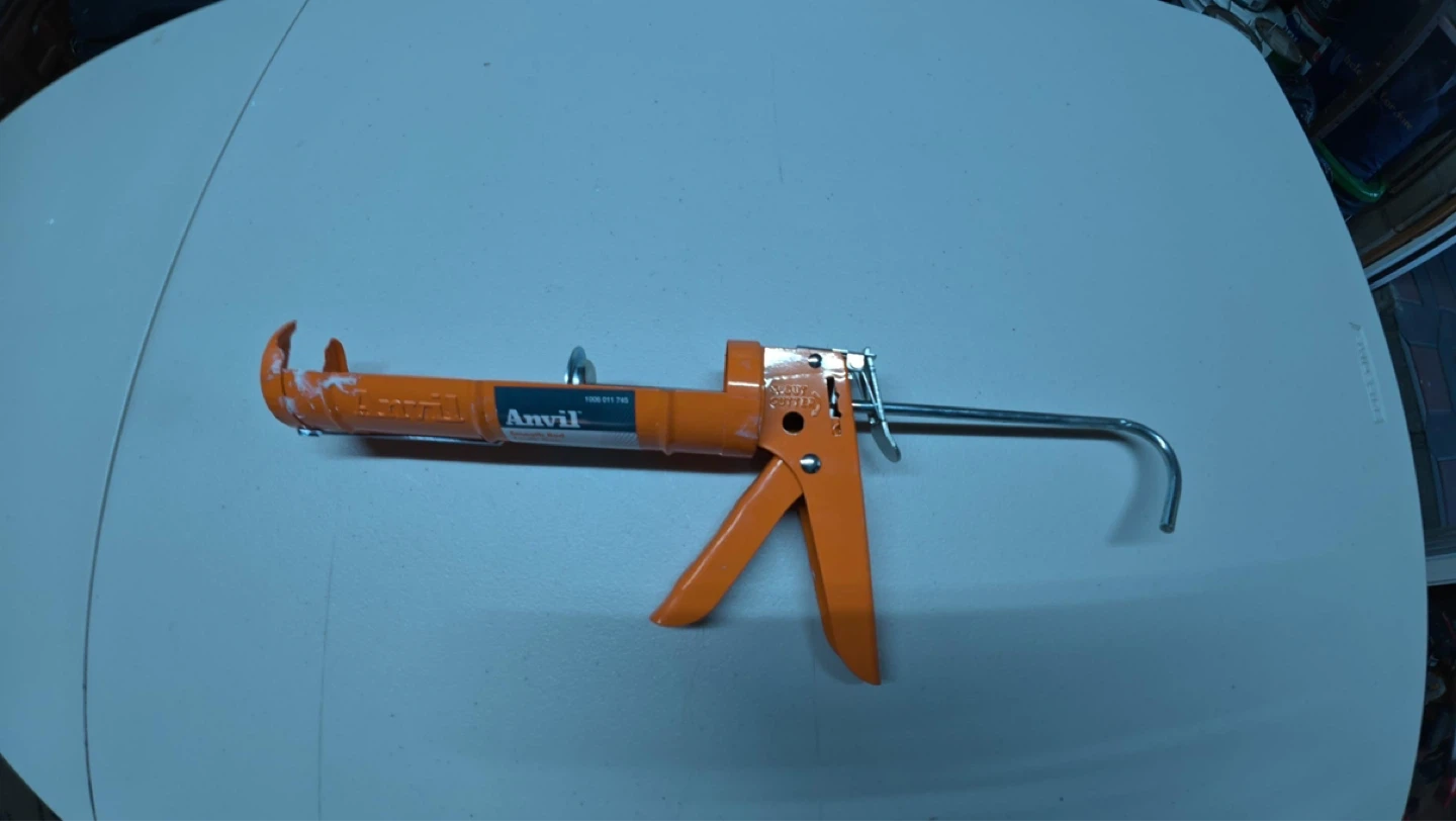 Anvil Caulk Gun