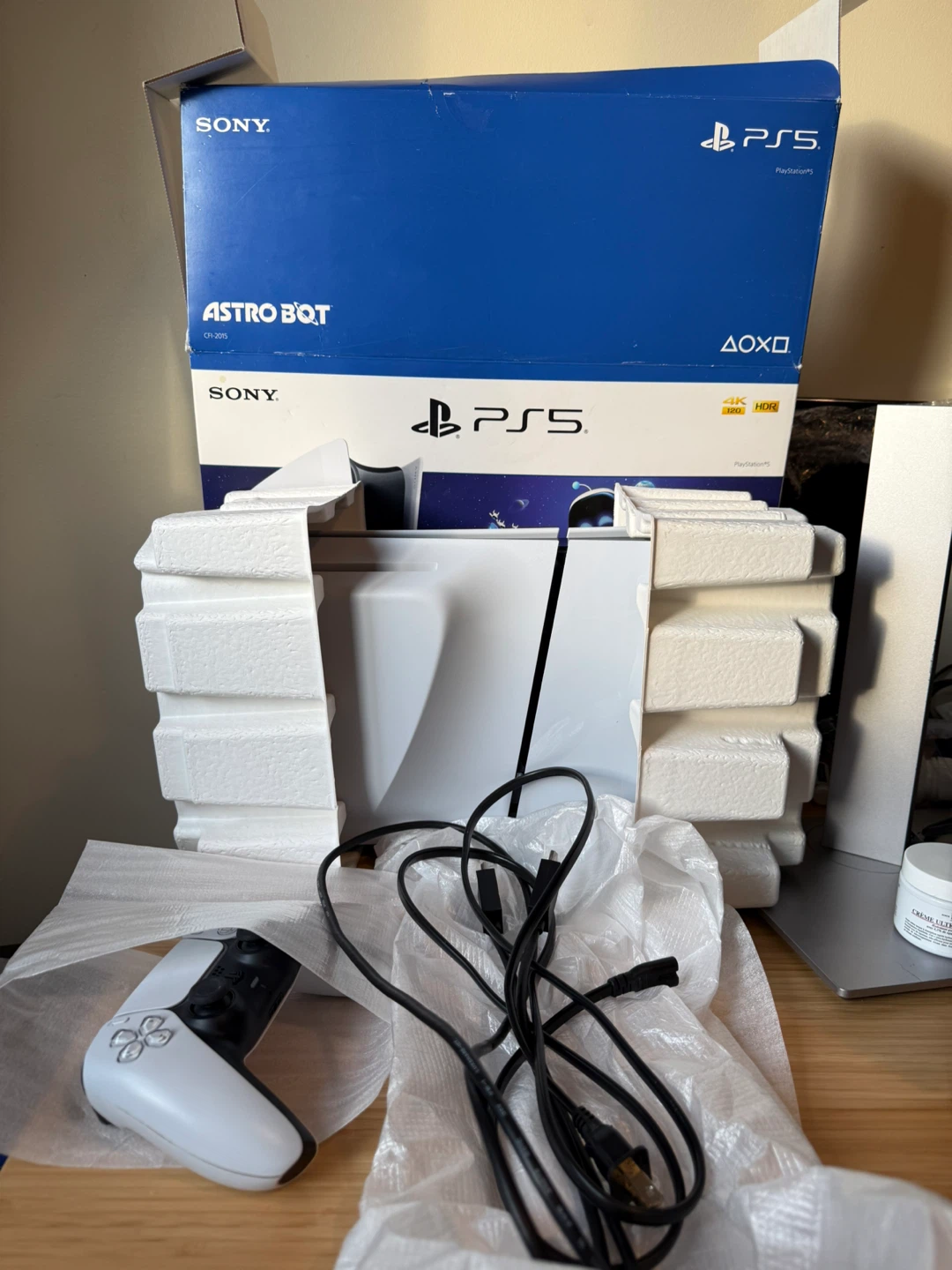 Sony PlayStation 5 Disc Console with Astro's Playroom - photo 2